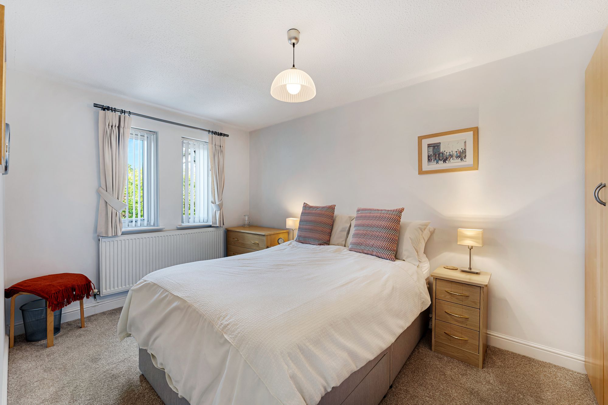Abbey Close, Croft, WA3