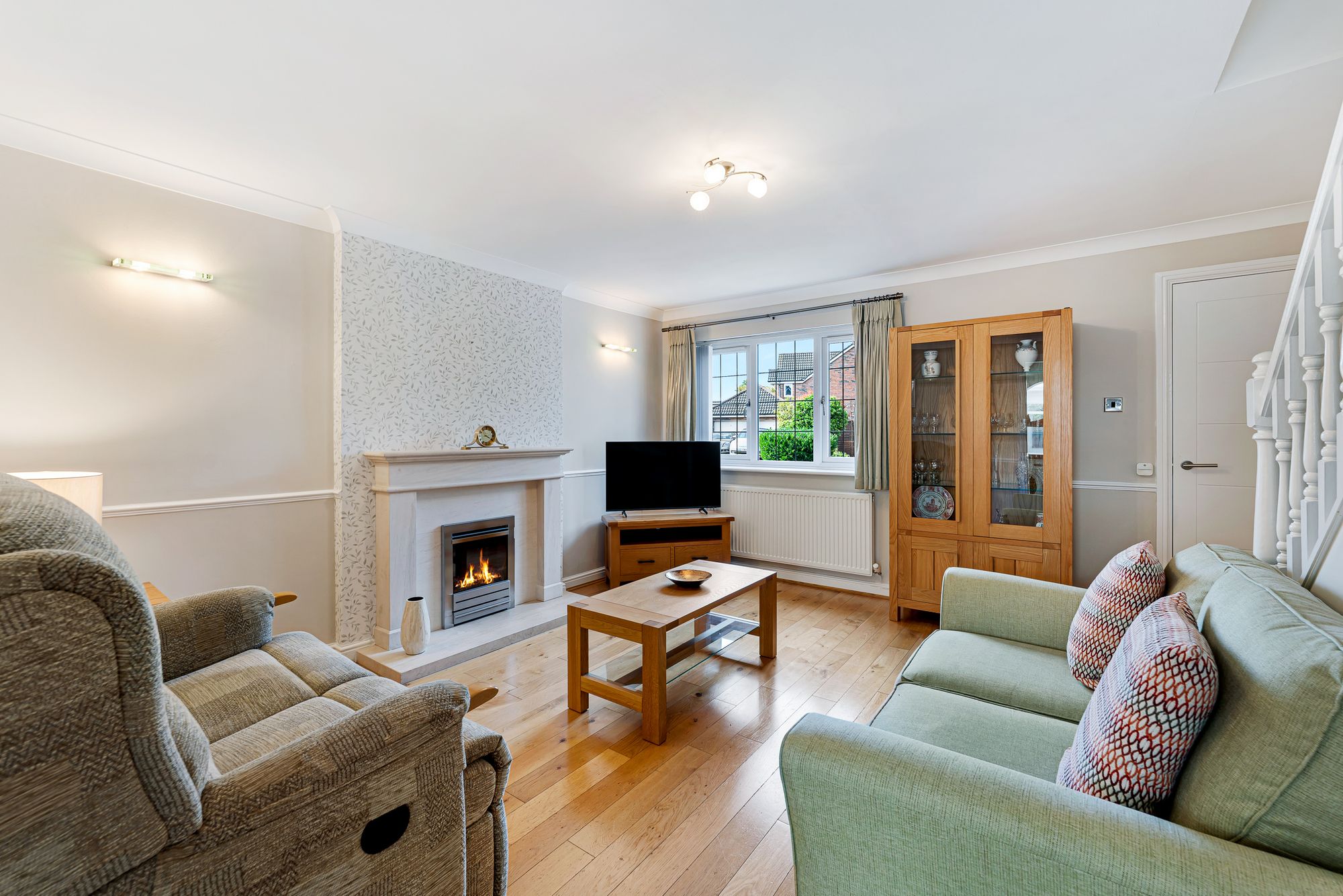 Abbey Close, Croft, WA3
