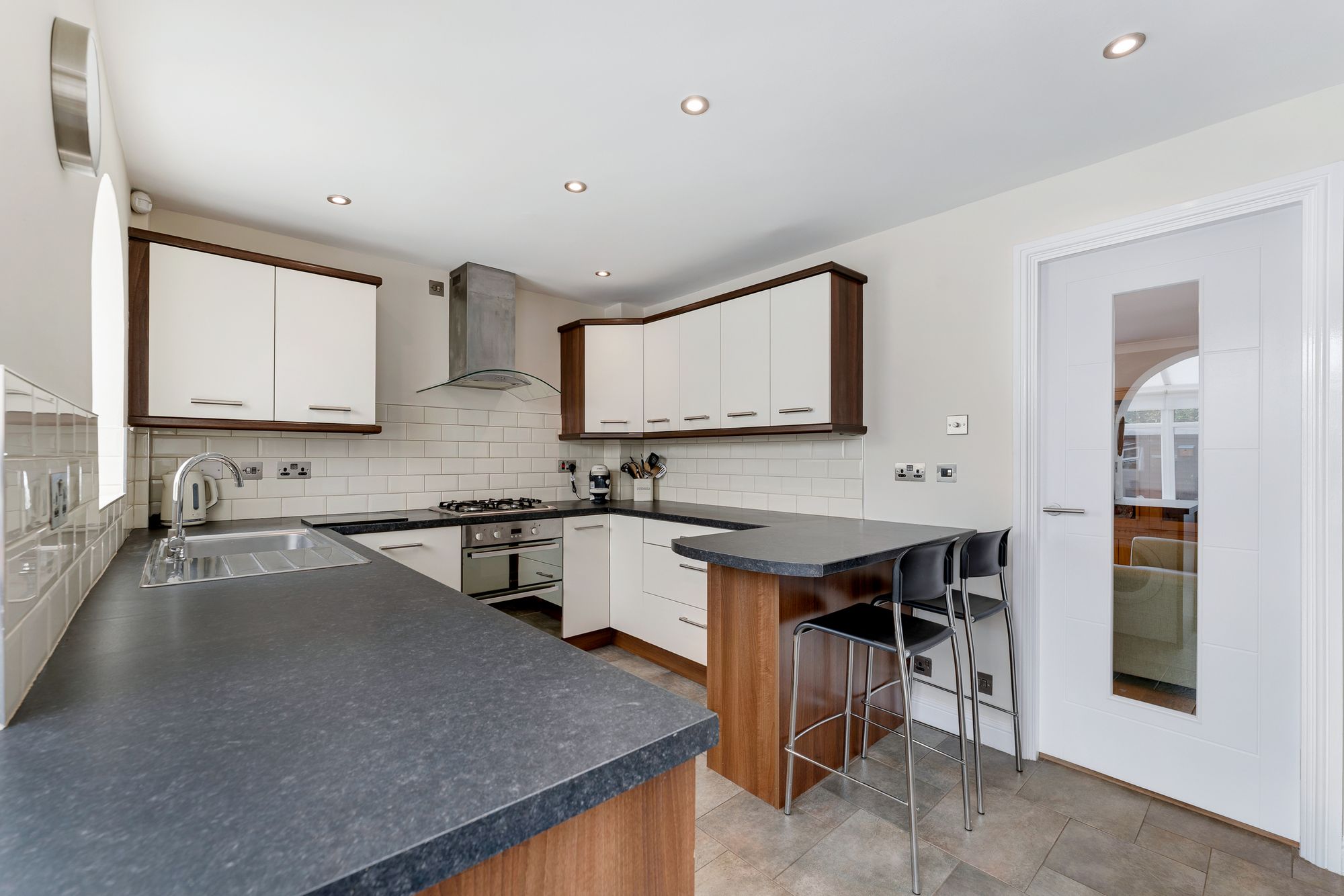 Abbey Close, Croft, WA3