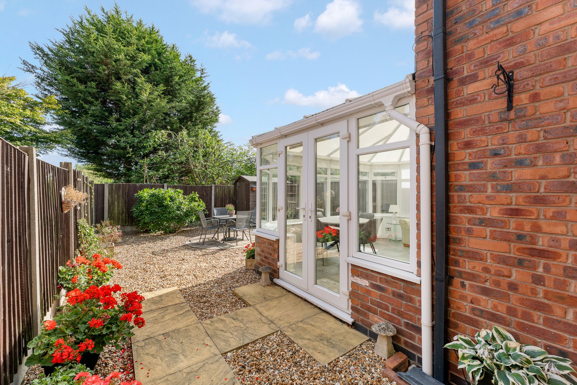 Abbey Close, Croft, WA3