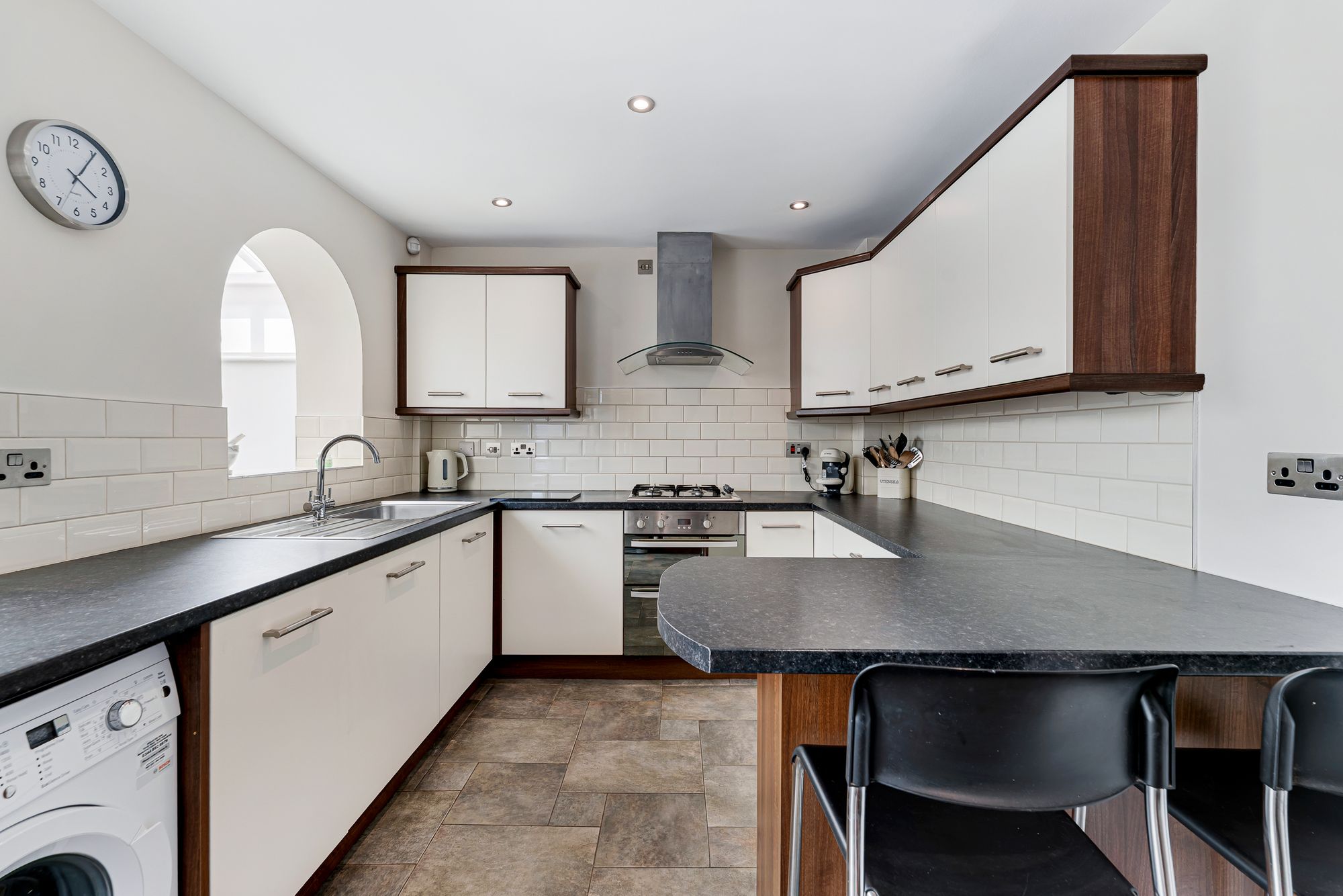 Abbey Close, Croft, WA3