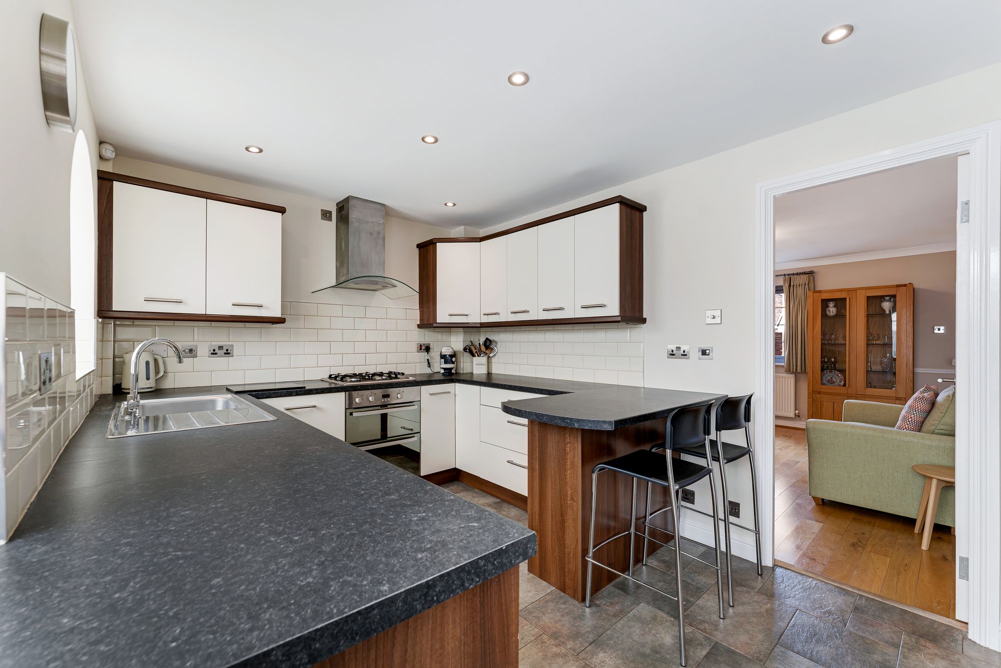Abbey Close, Croft, WA3