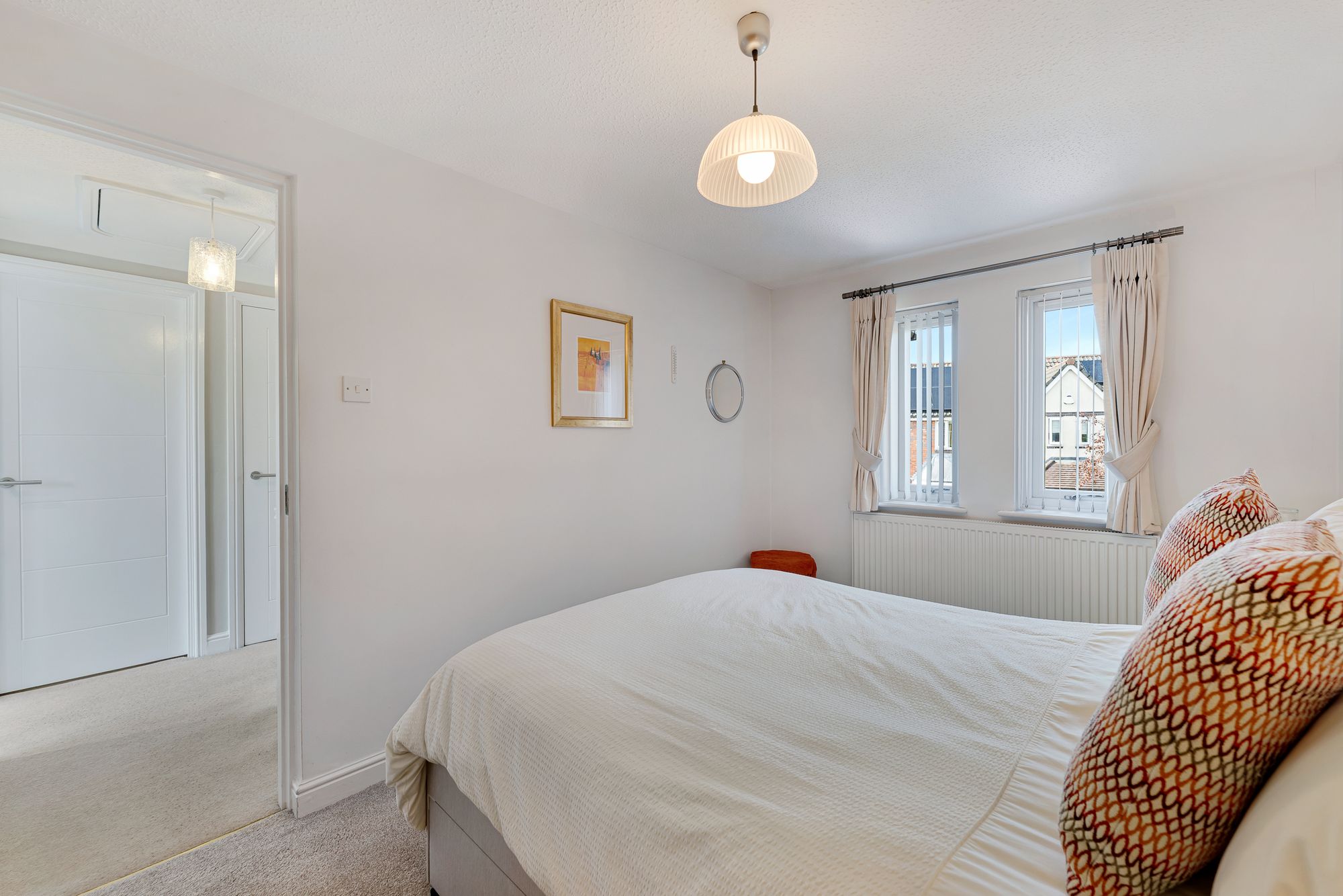 Abbey Close, Croft, WA3