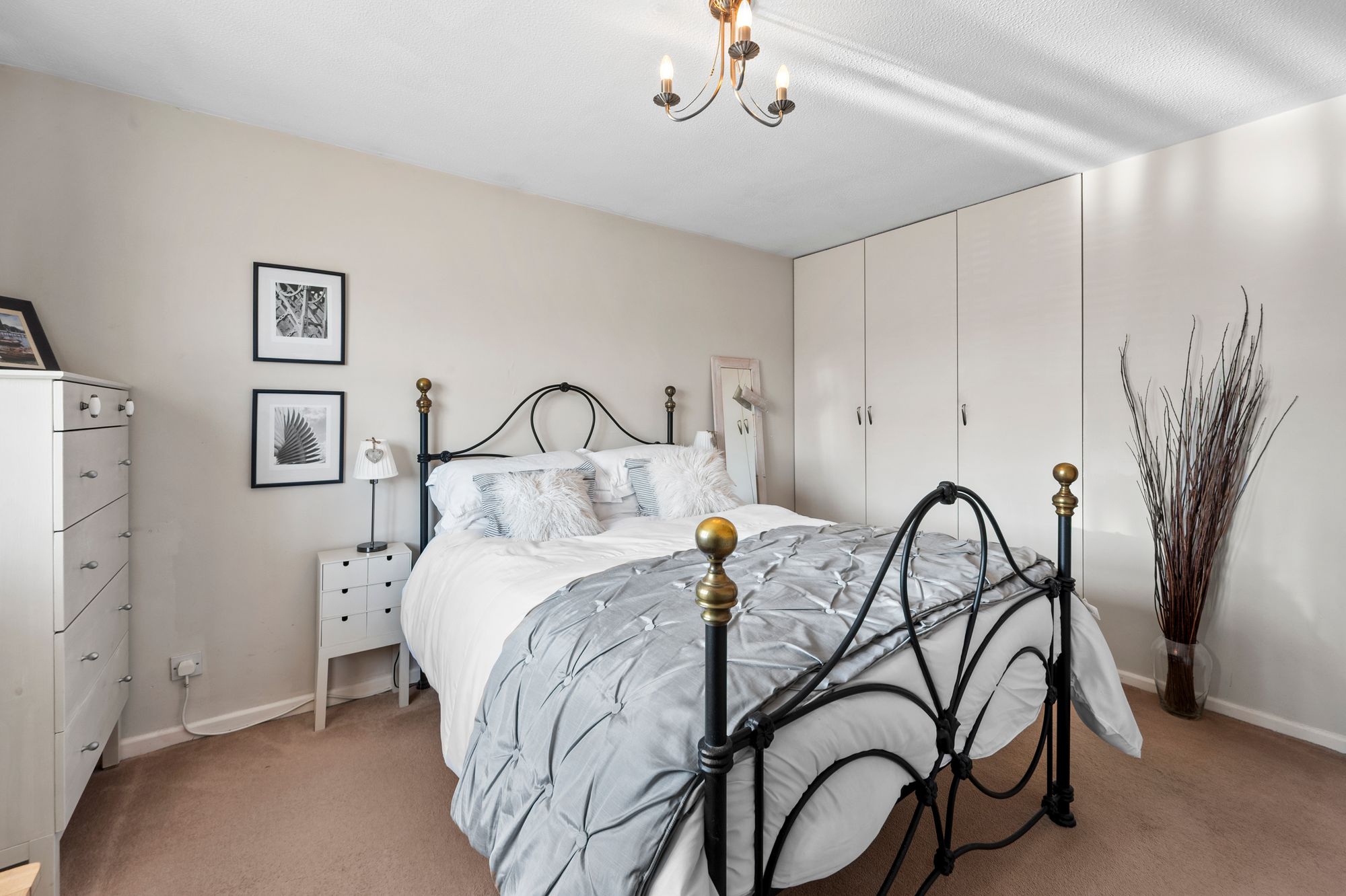 Dundee Close, Fearnhead, WA2