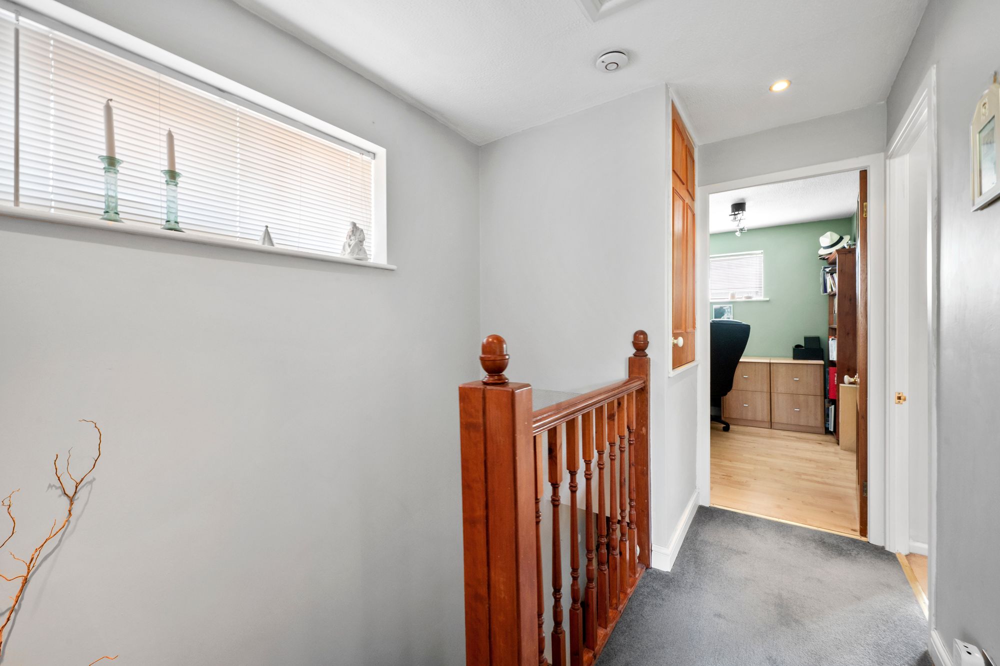 Dundee Close, Fearnhead, WA2