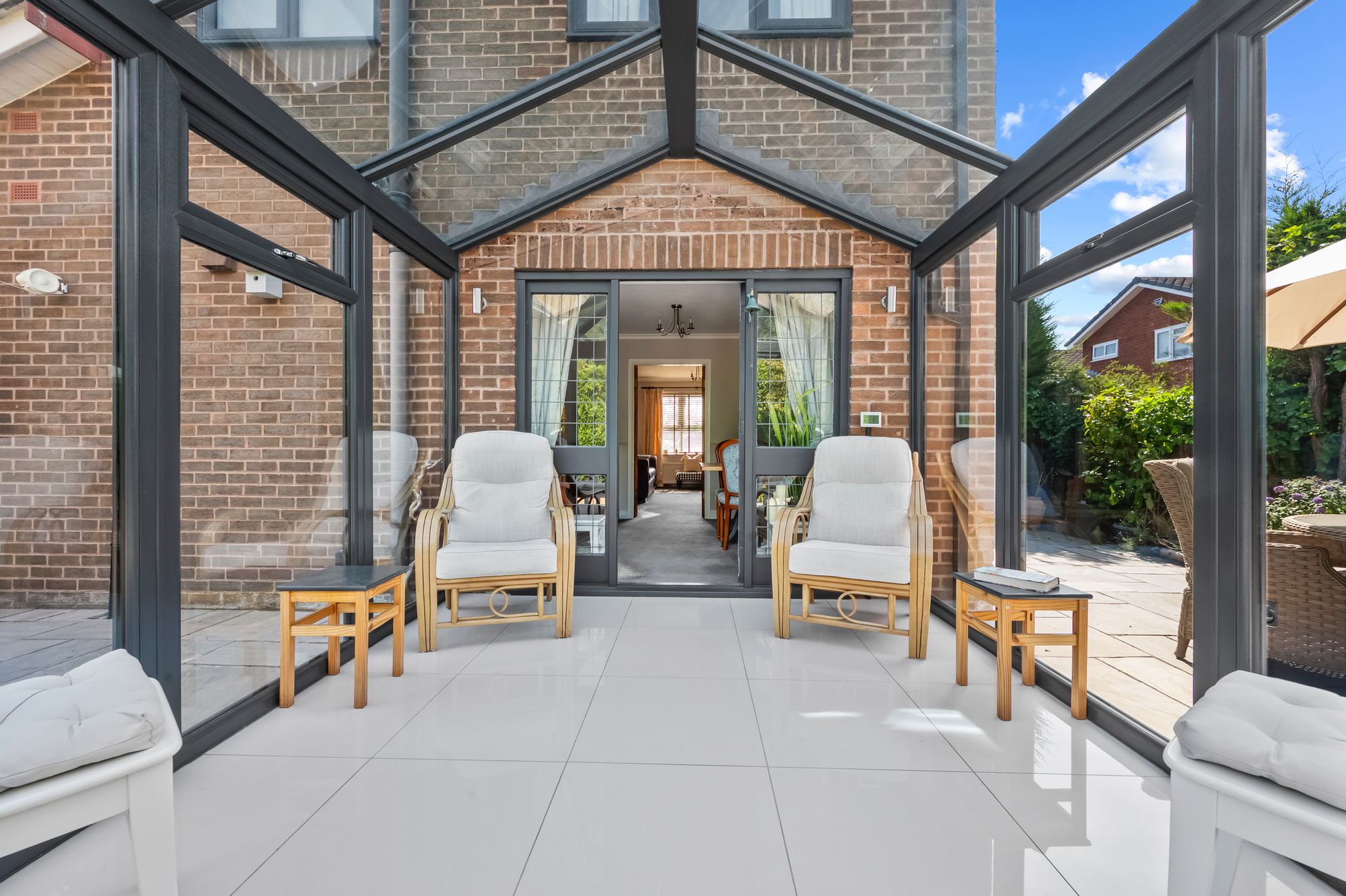 Dundee Close, Fearnhead, WA2
