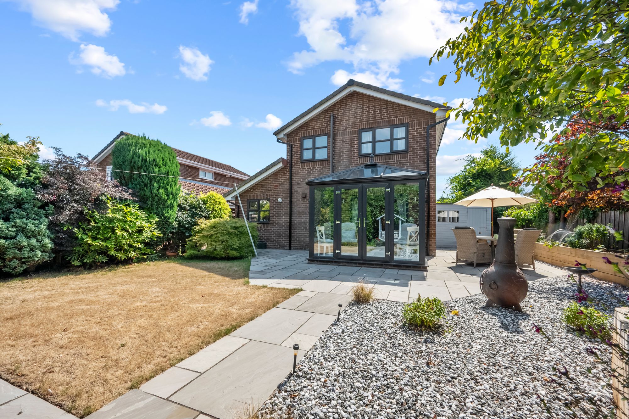 Dundee Close, Fearnhead, WA2