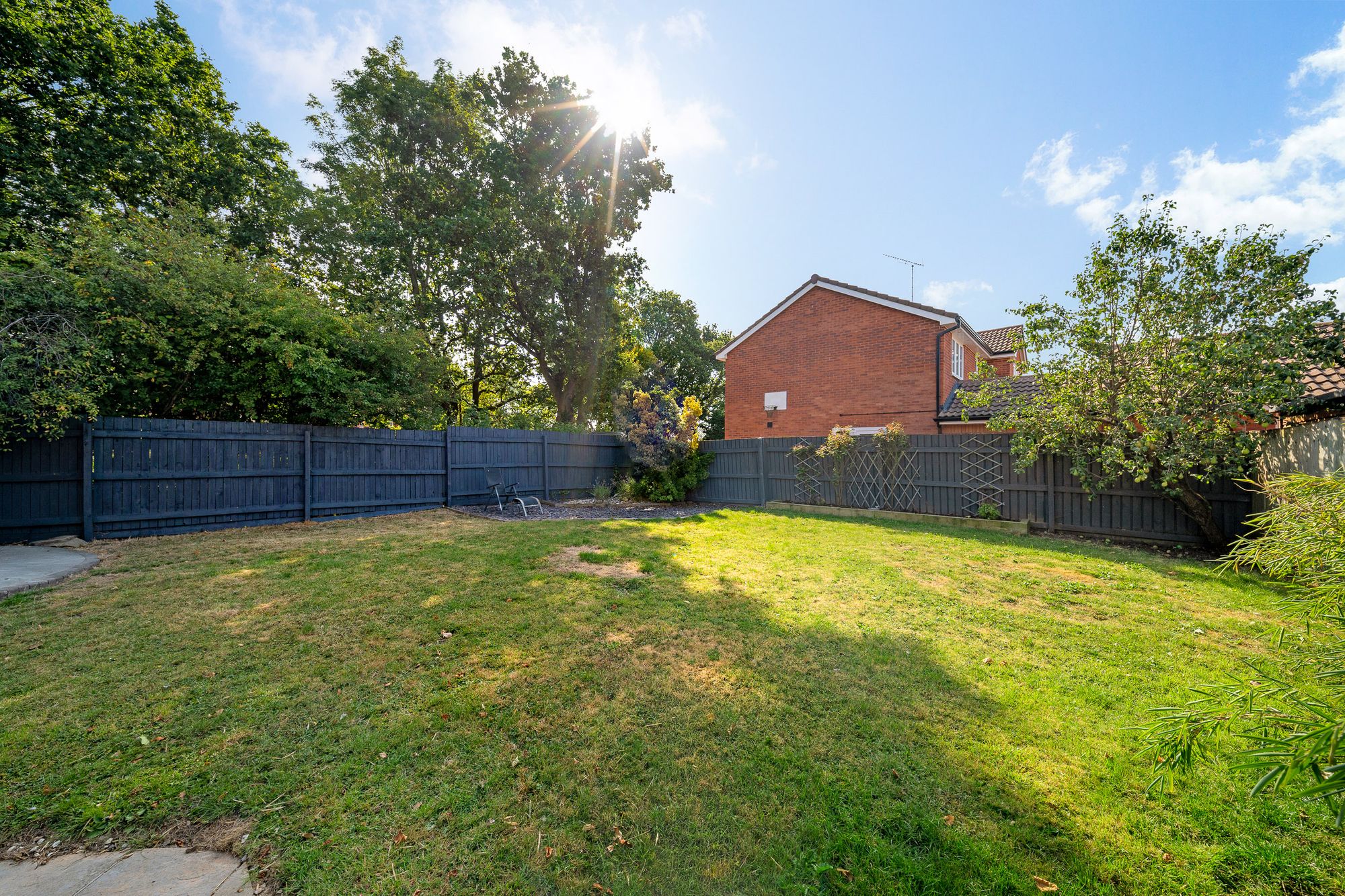 Dorchester Park, Runcorn, WA7