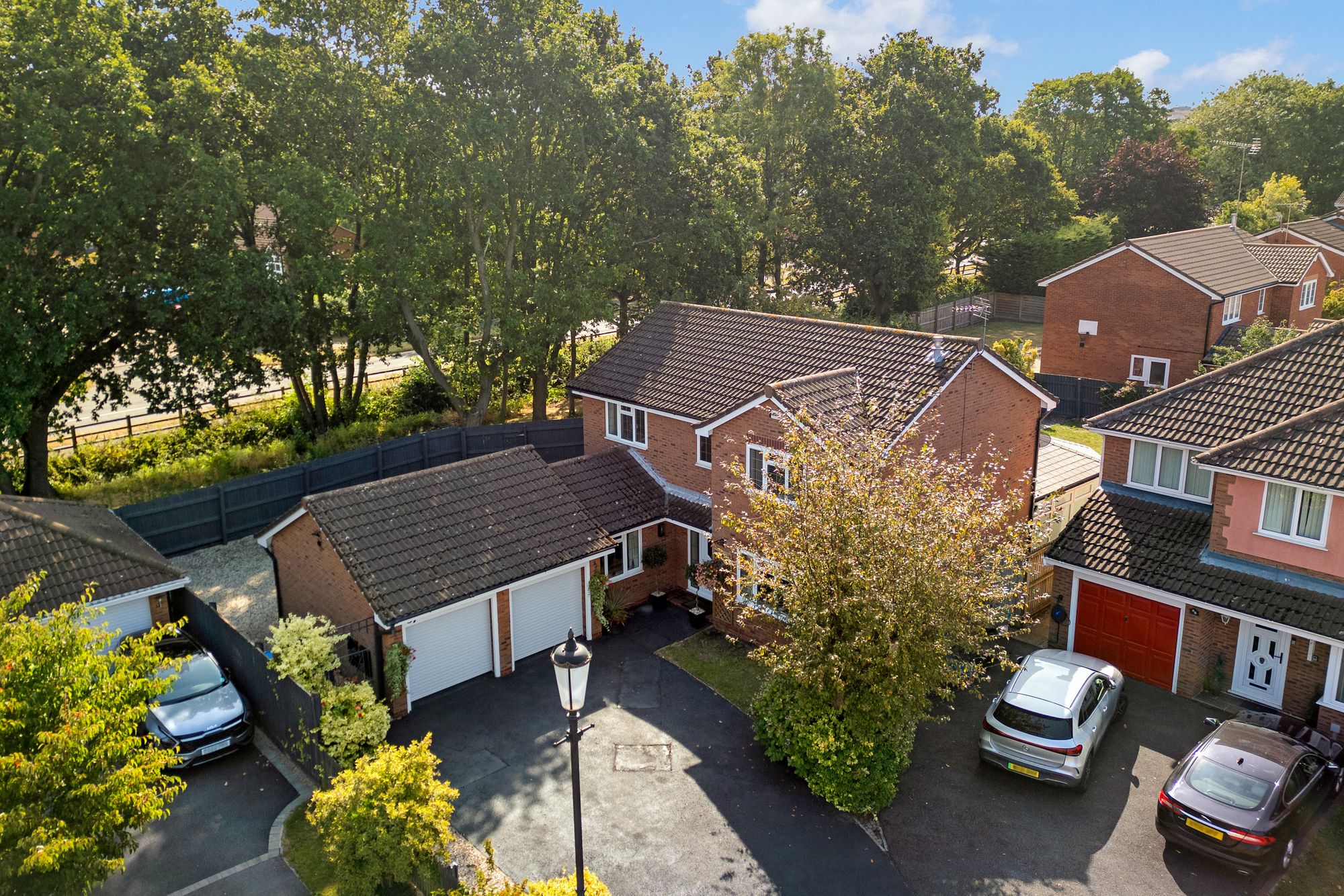Dorchester Park, Runcorn, WA7