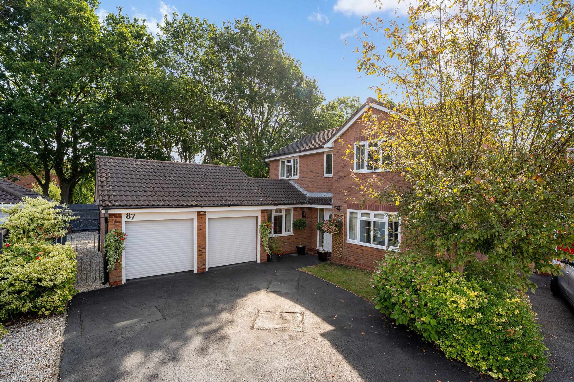 Dorchester Park, Runcorn, WA7