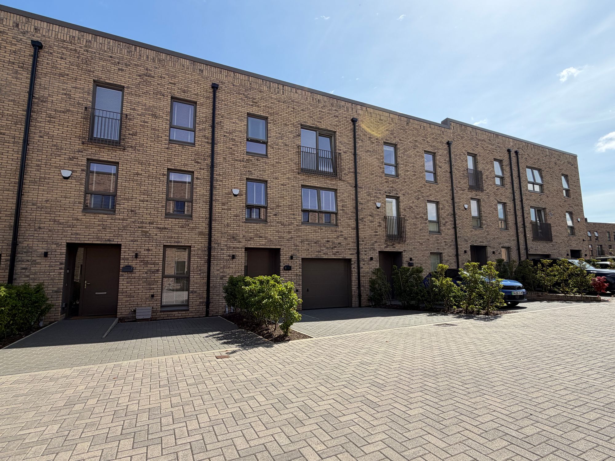 9 Rector Gardens, Glasgow