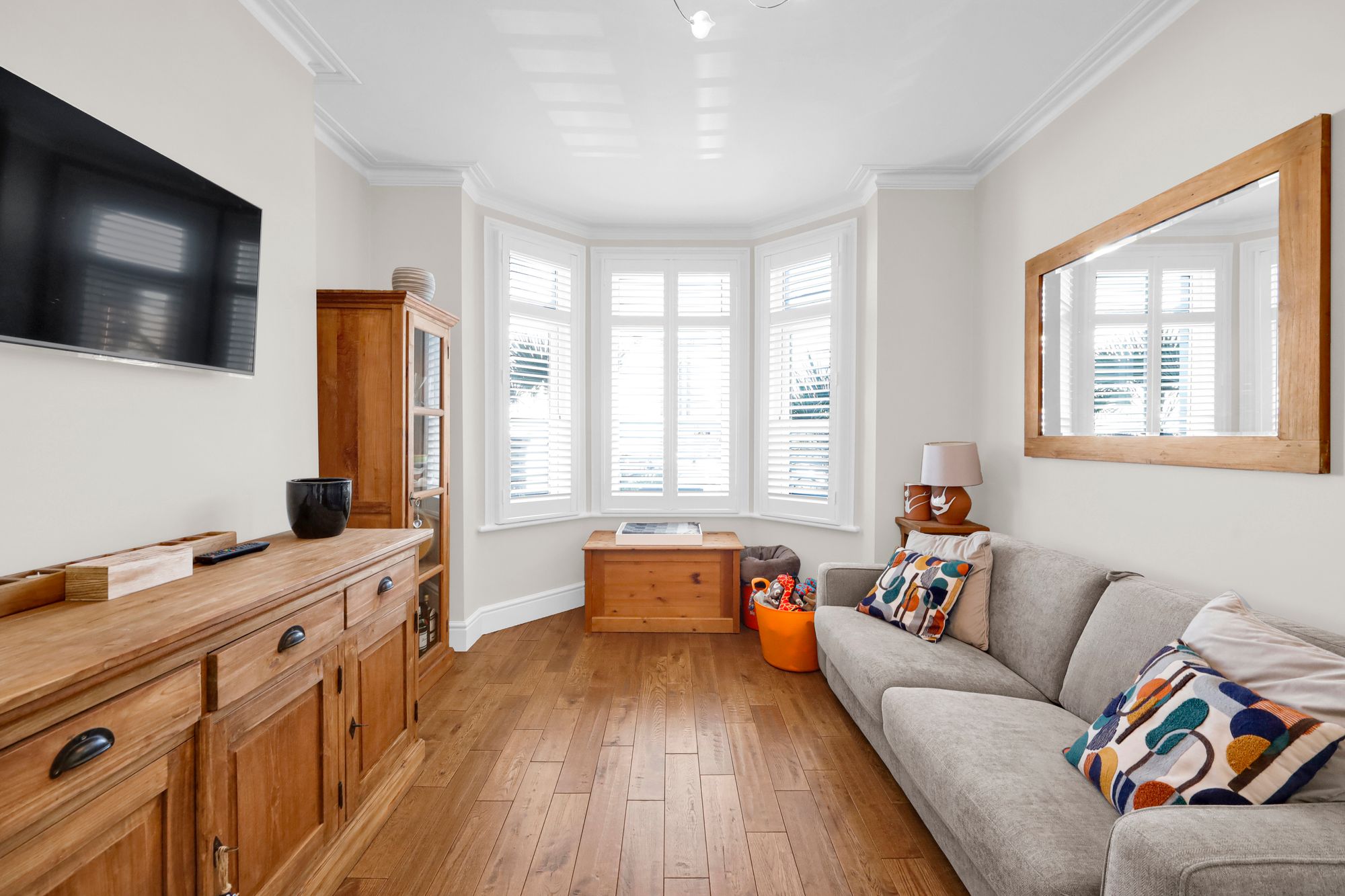 Temple Road, London, NW2