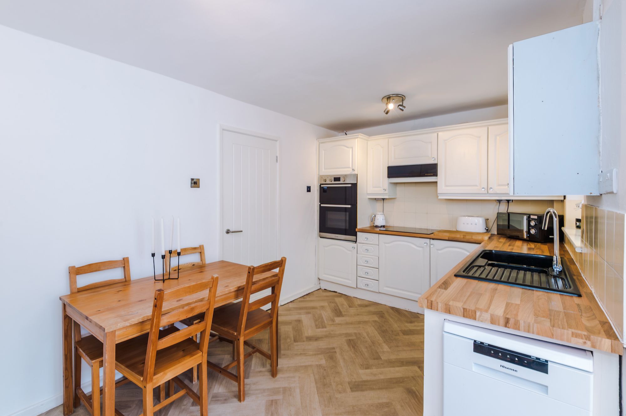 Muirfield Close, Fearnhead, WA2