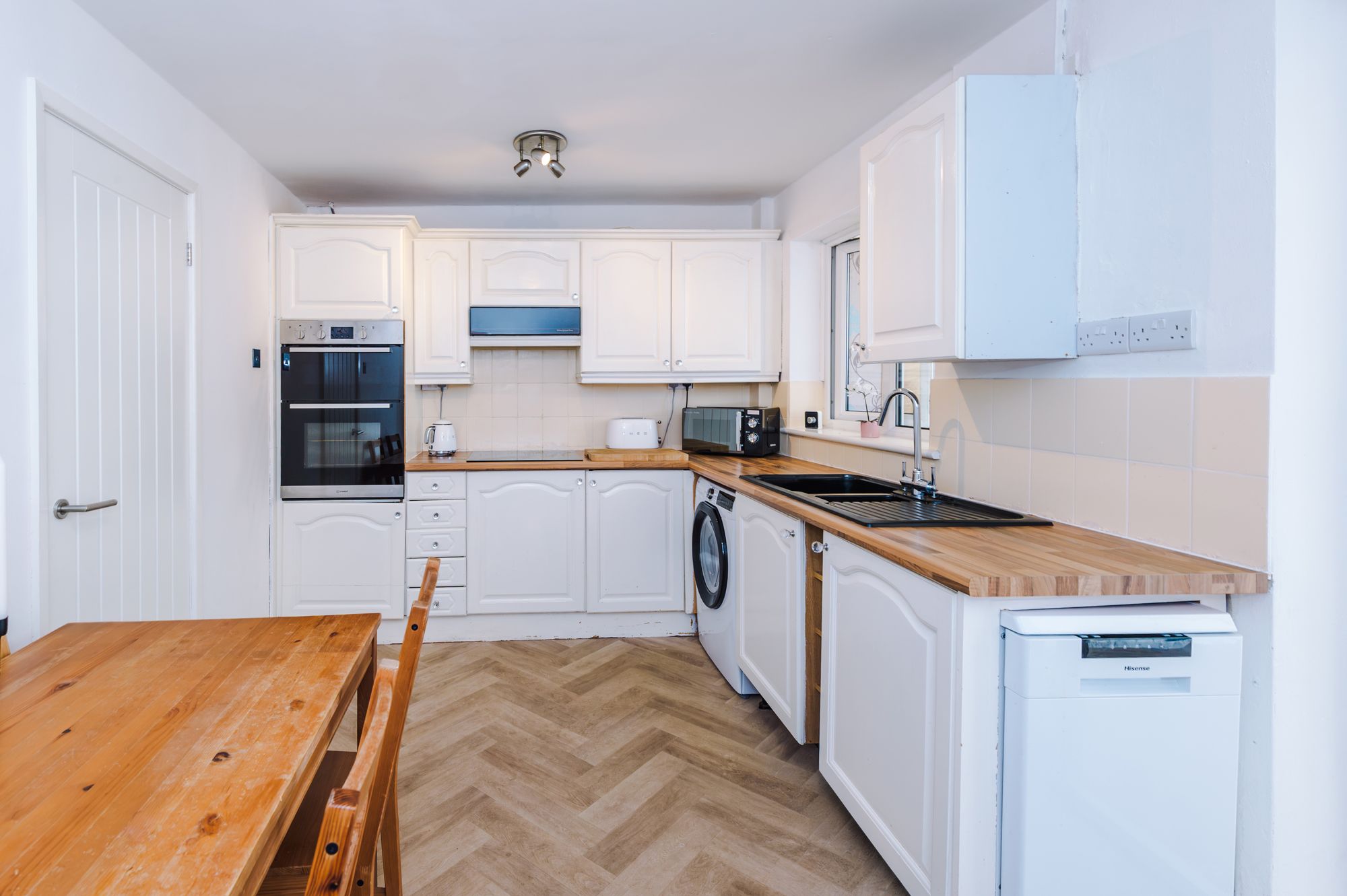 Muirfield Close, Fearnhead, WA2