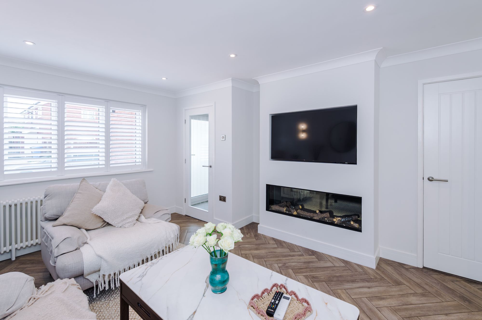 Muirfield Close, Fearnhead, WA2
