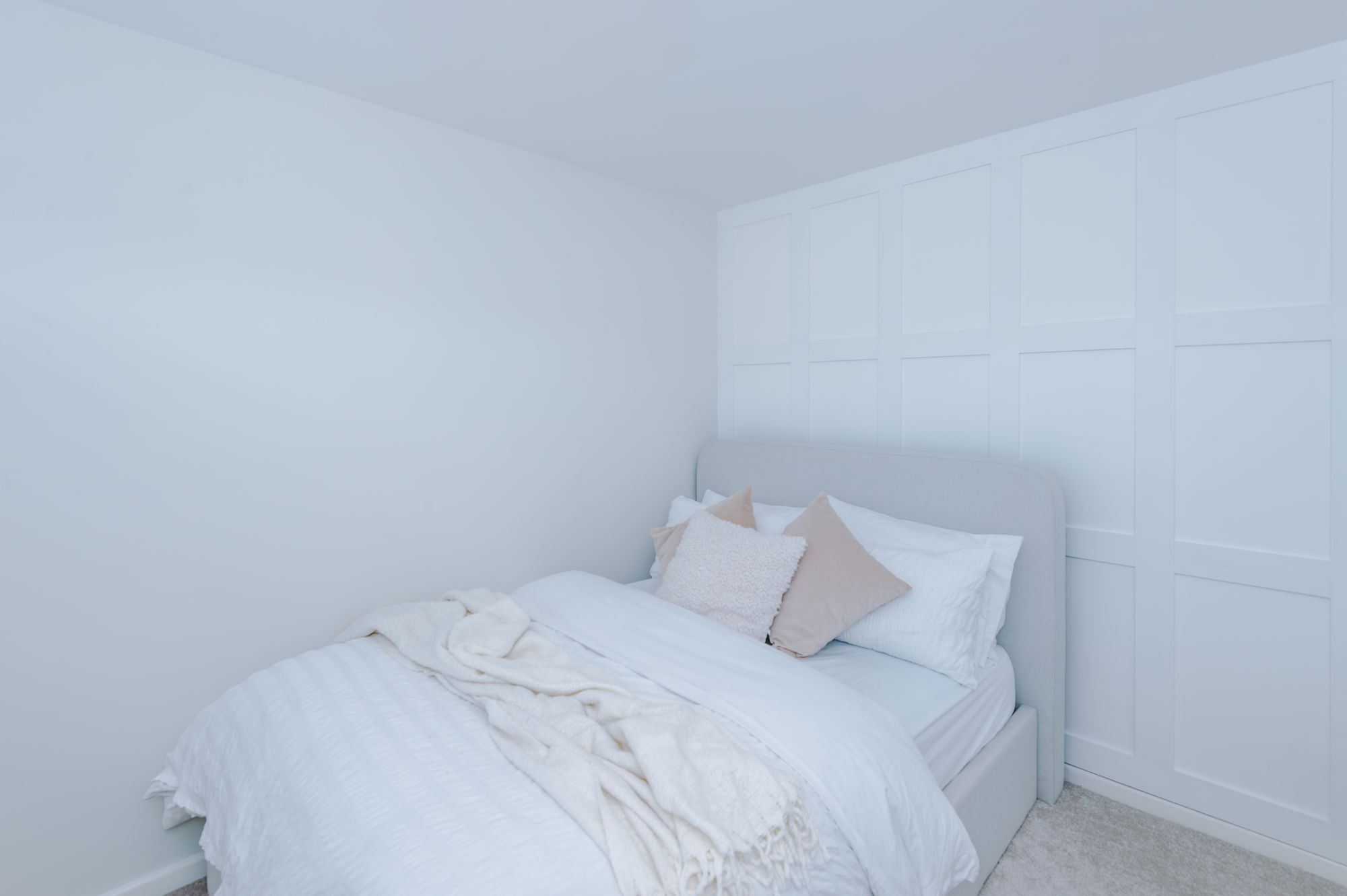 Muirfield Close, Fearnhead, WA2