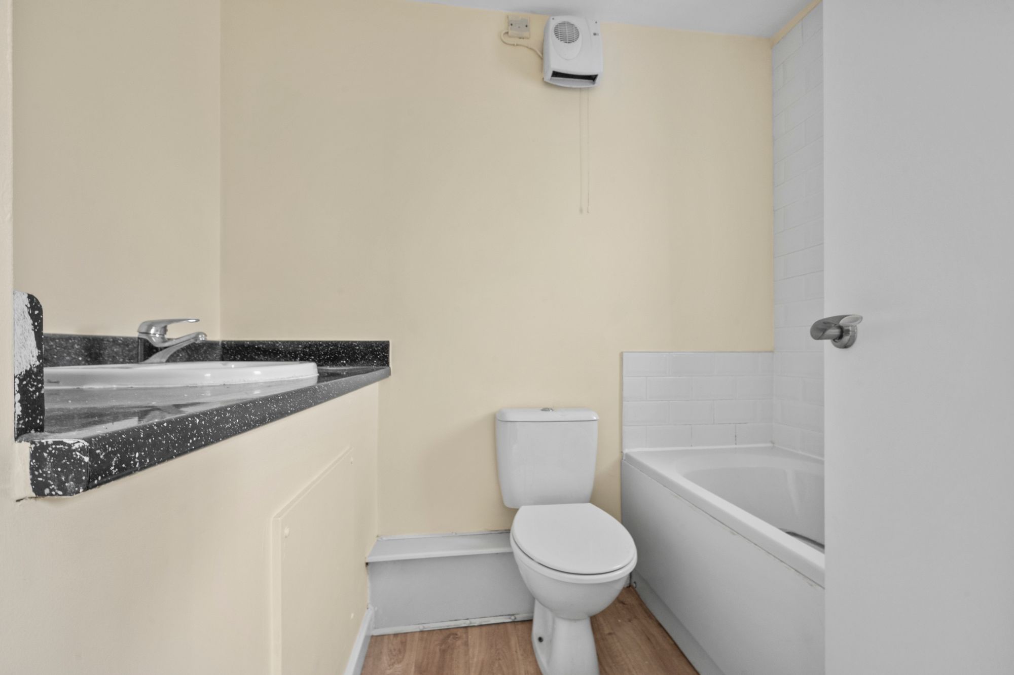 Hamnett Court, Birchwood, WA3