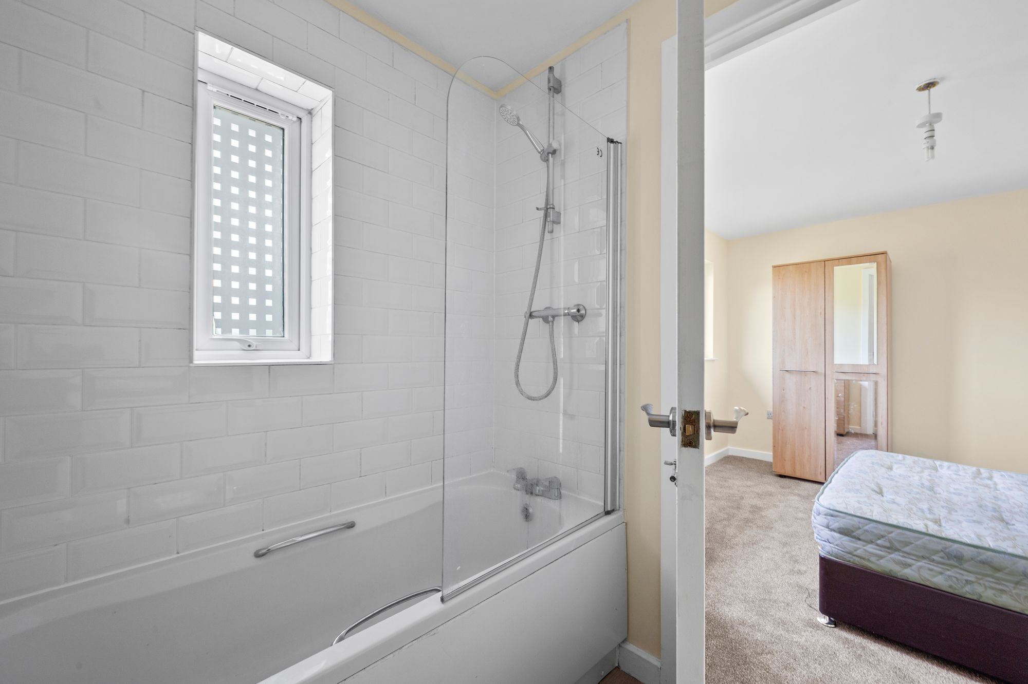 Hamnett Court, Birchwood, WA3
