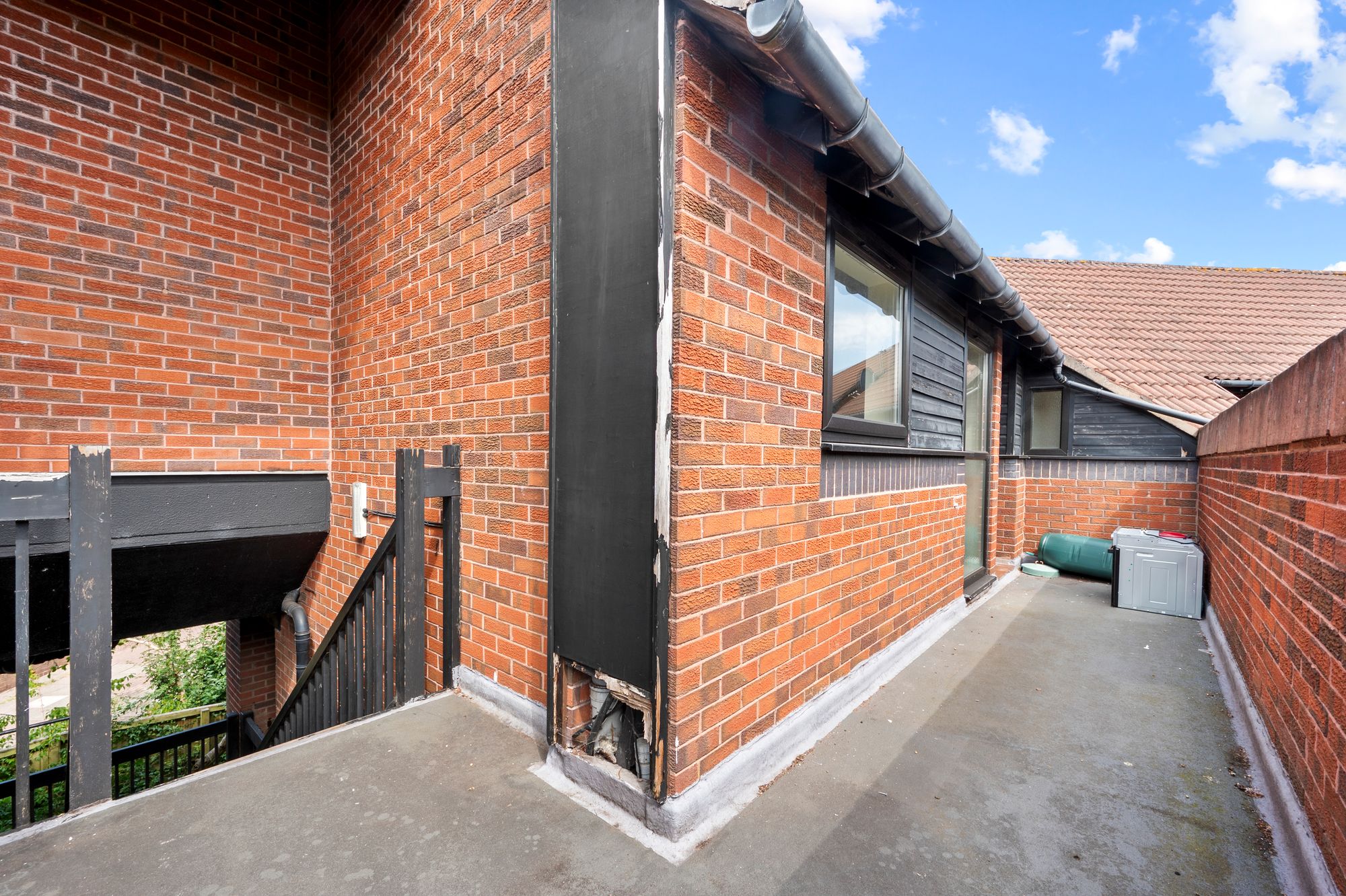 Hamnett Court, Birchwood, WA3