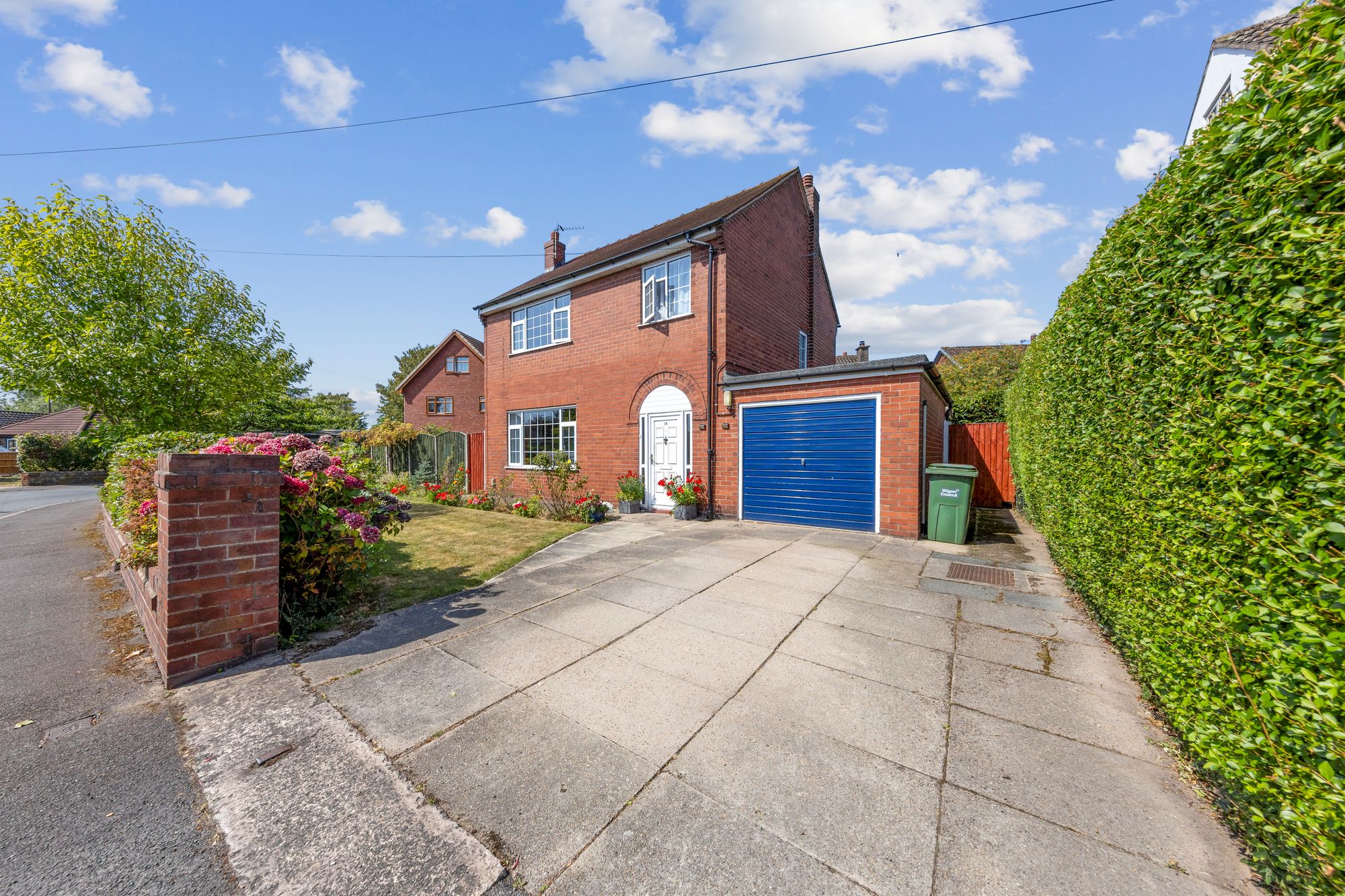 Delamere Avenue, Lowton, WA3