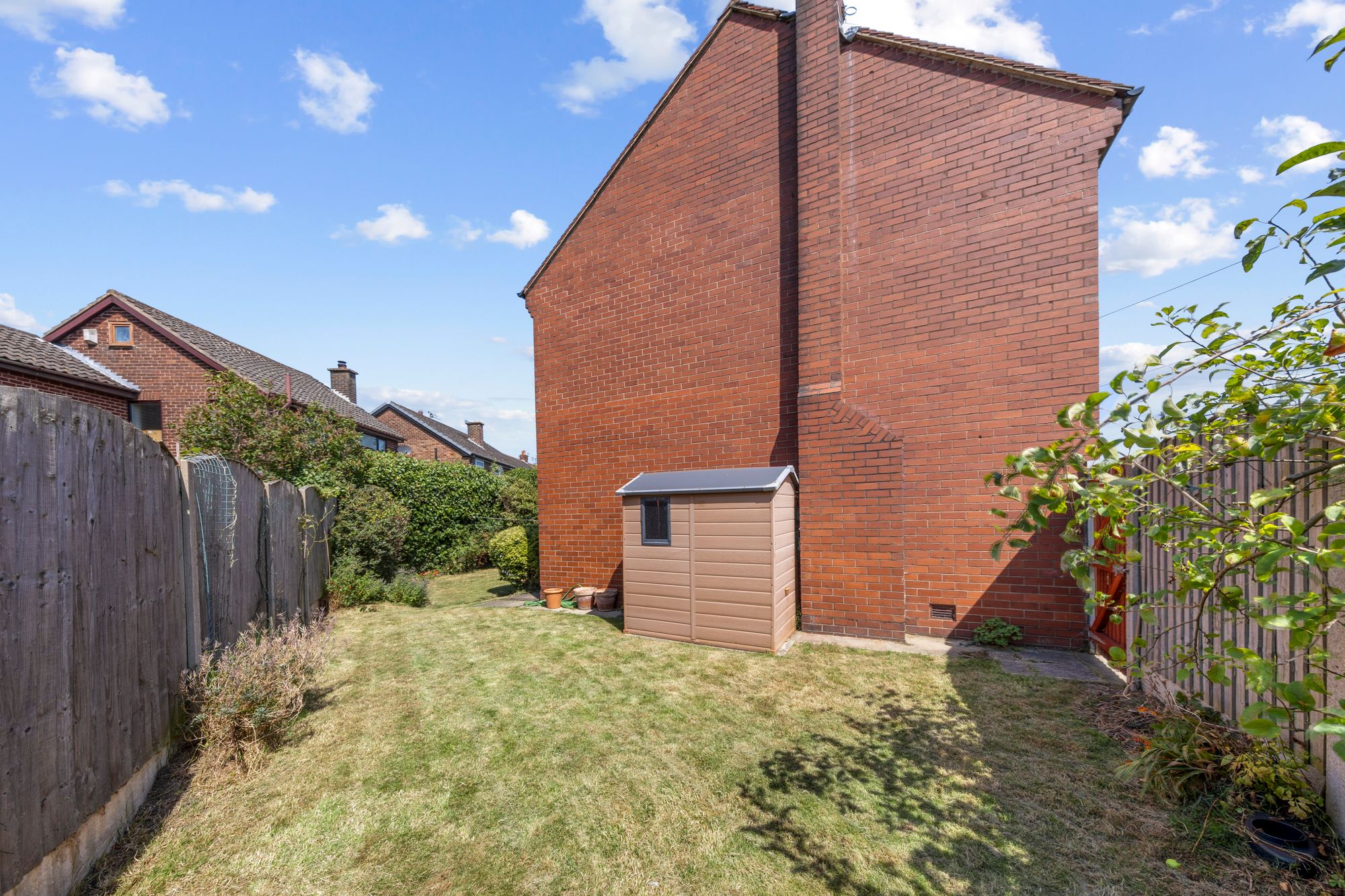 Delamere Avenue, Lowton, WA3