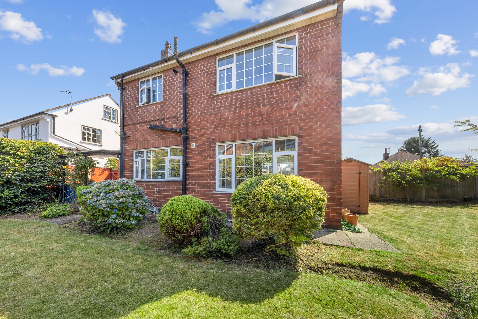 Delamere Avenue, Lowton, WA3