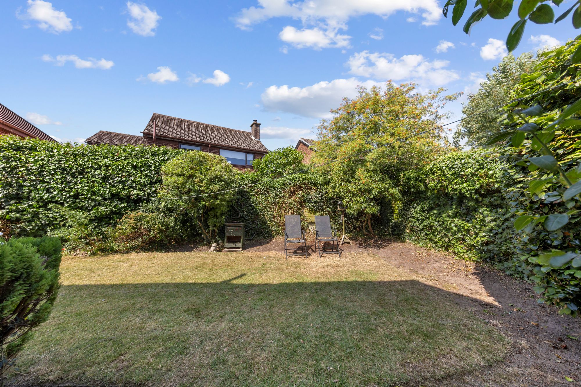 Delamere Avenue, Lowton, WA3