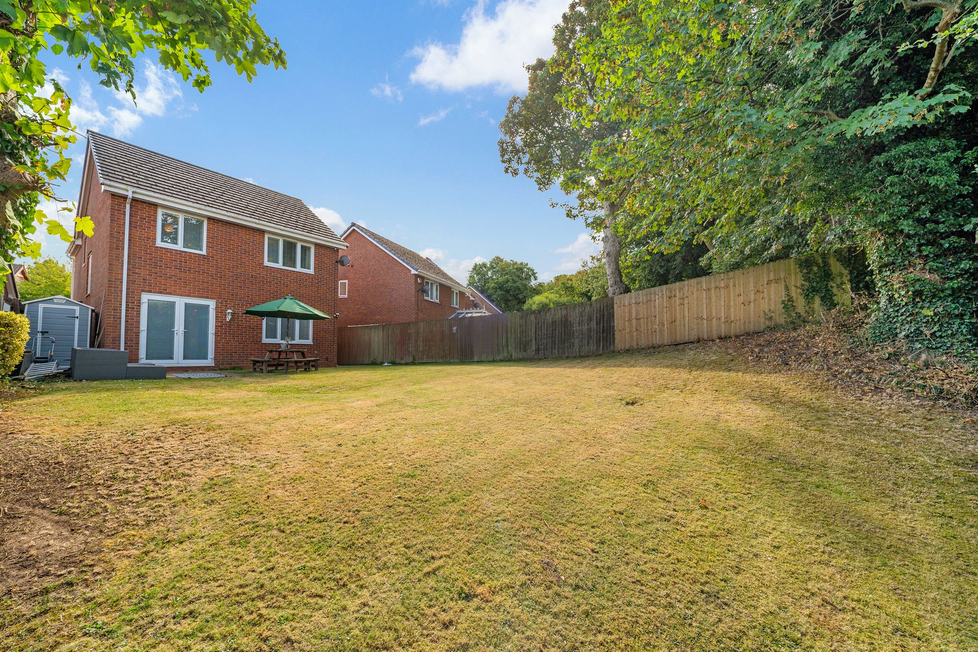 Sevenoak Grove, Tarbock, L35