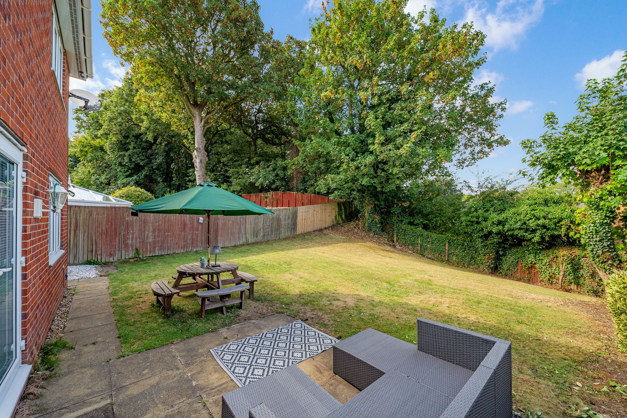 Sevenoak Grove, Tarbock, L35