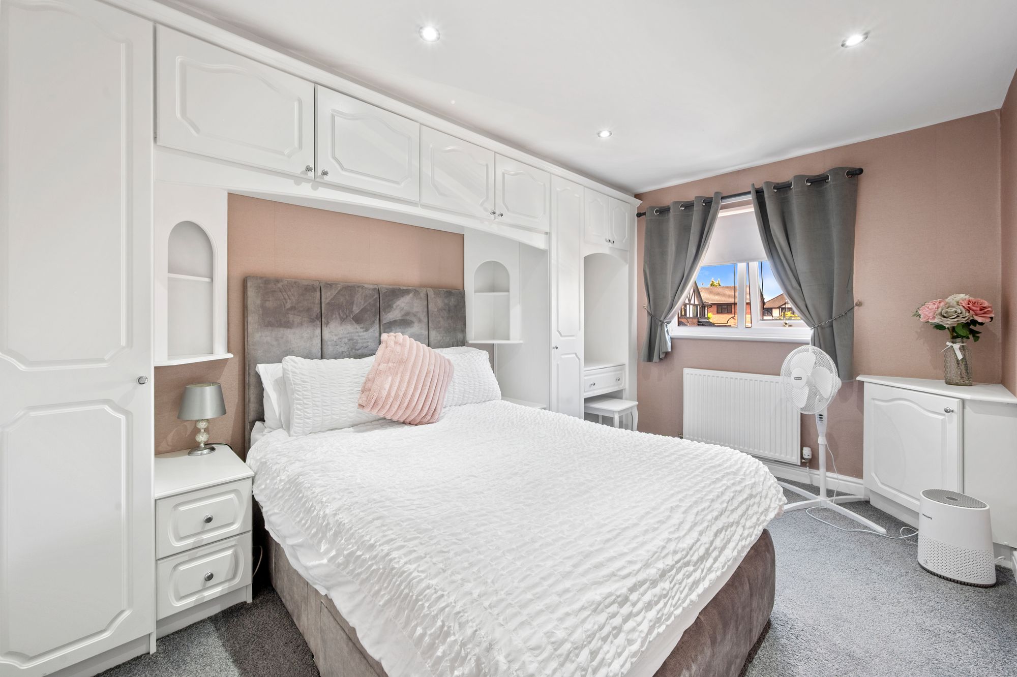Henllan Gardens, St. Helens, WA9