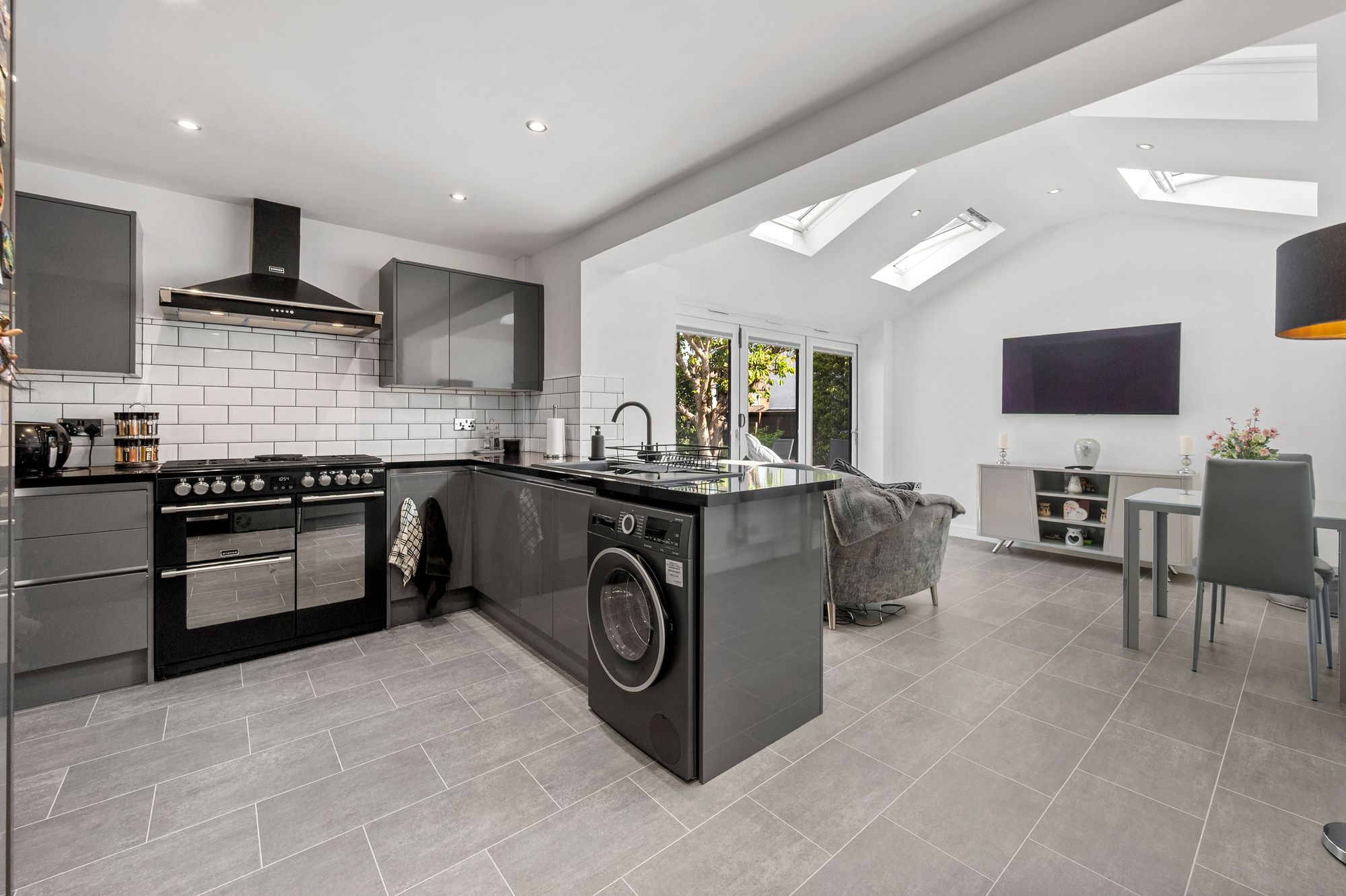 Henllan Gardens, St. Helens, WA9