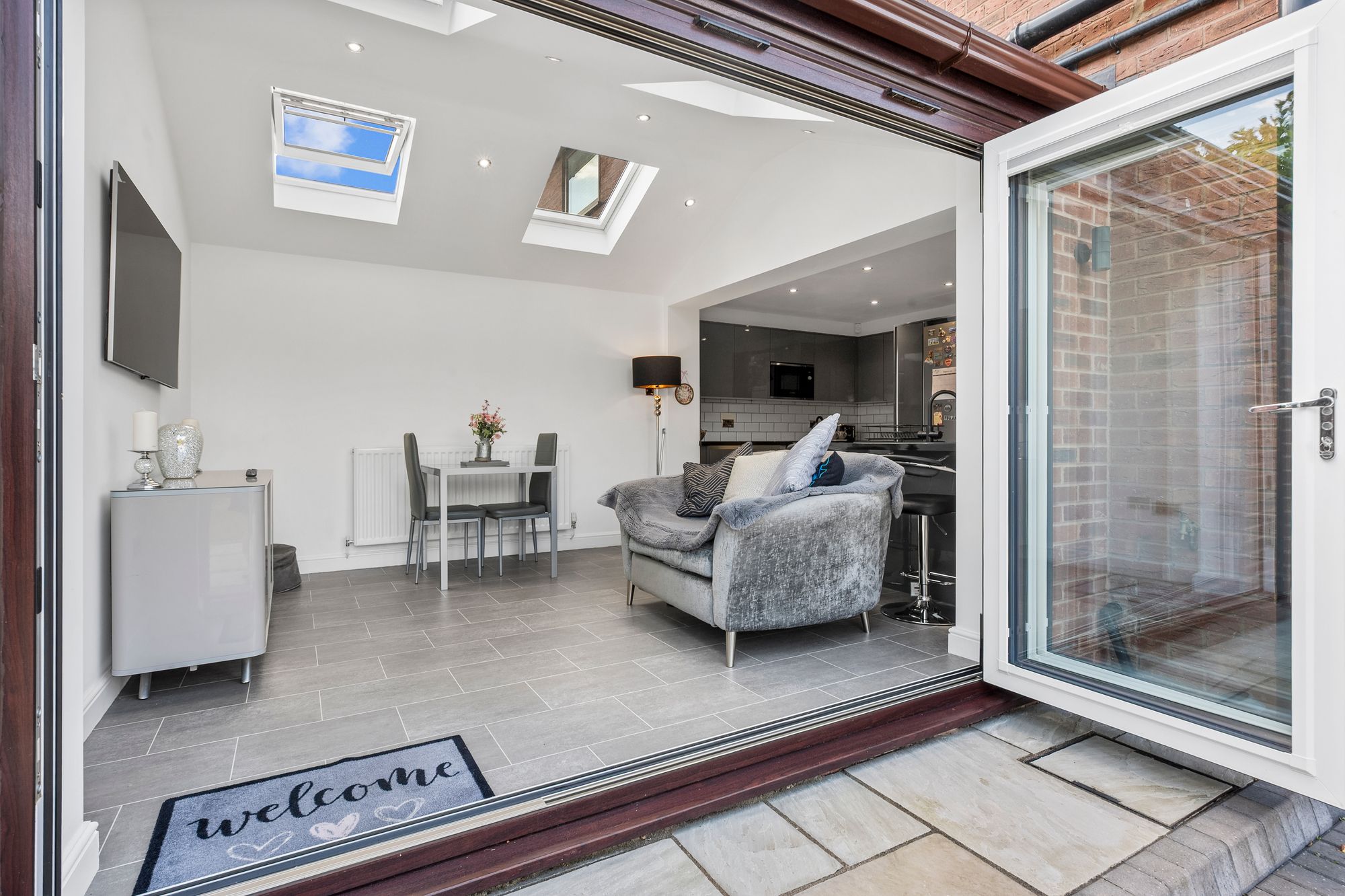 Henllan Gardens, St. Helens, WA9