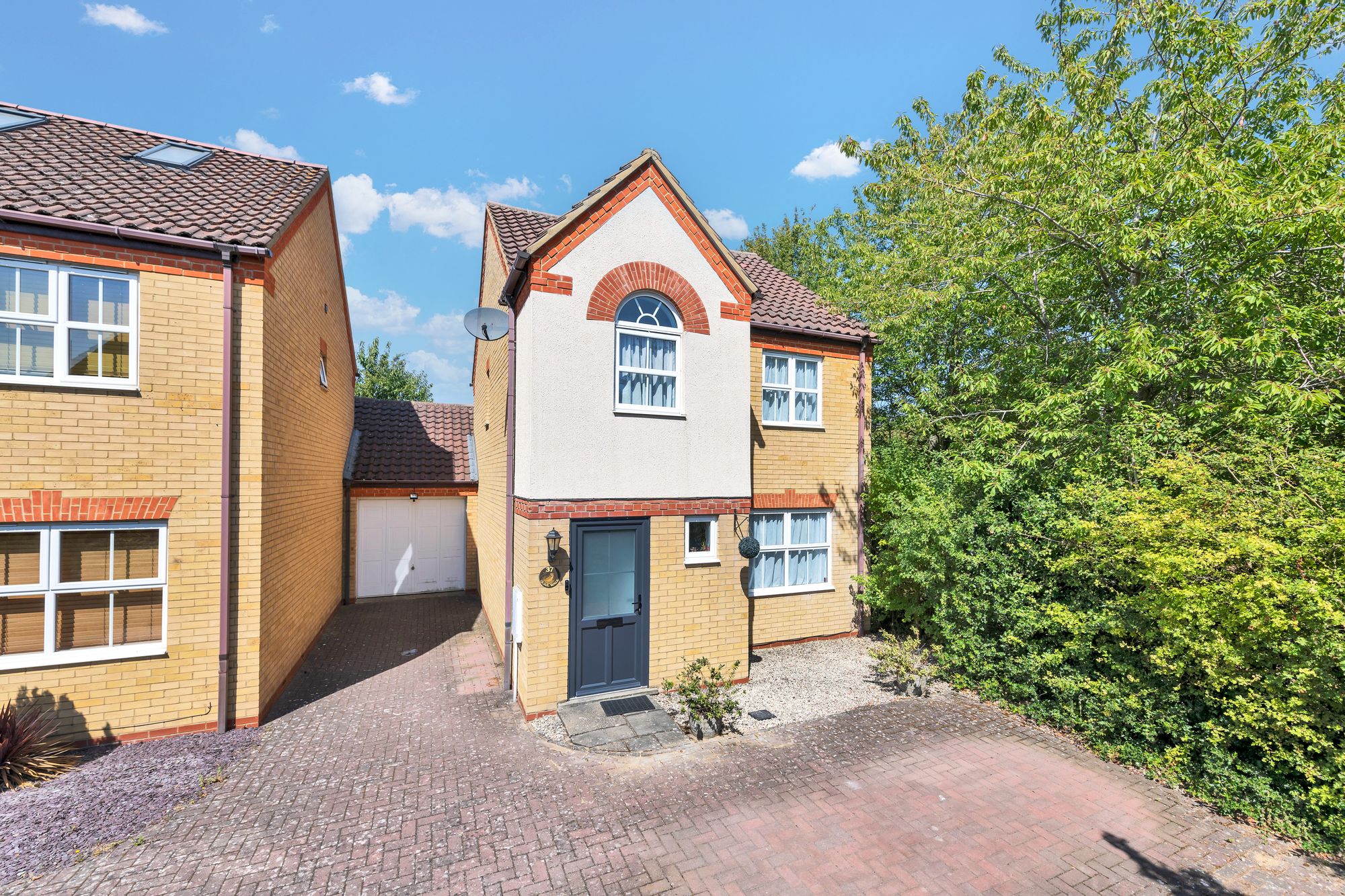 Quail Walk, Royston, SG8