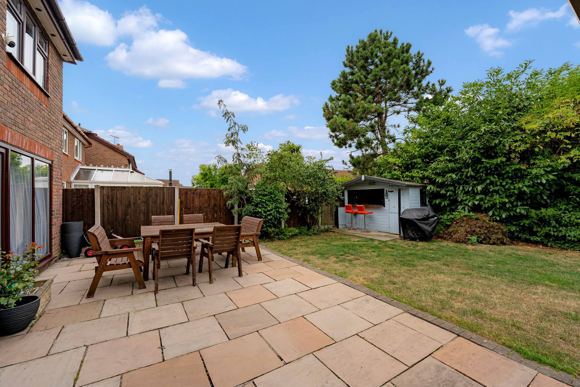 Cornerhouse Lane, Widnes, WA8