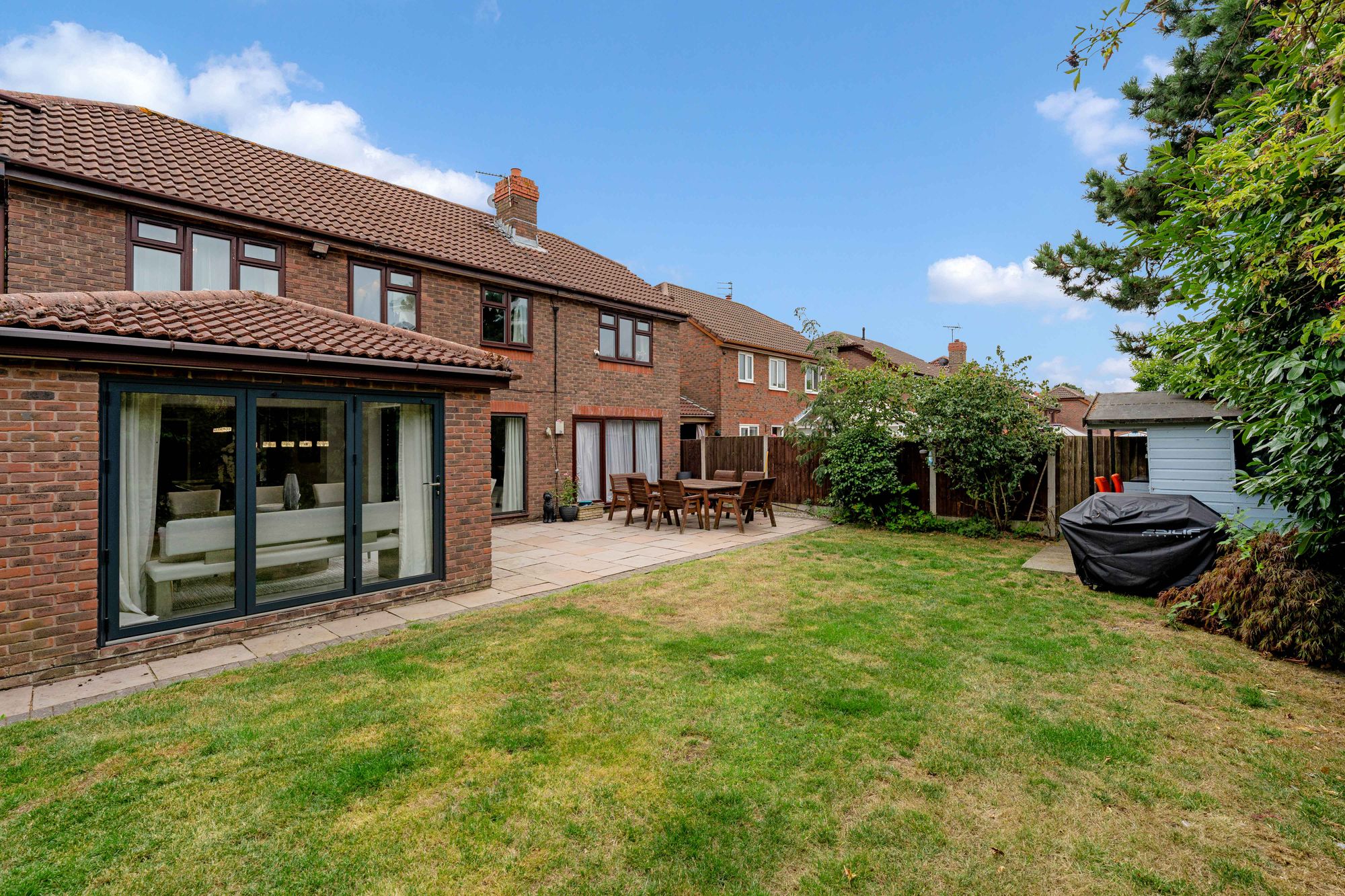 Cornerhouse Lane, Widnes, WA8