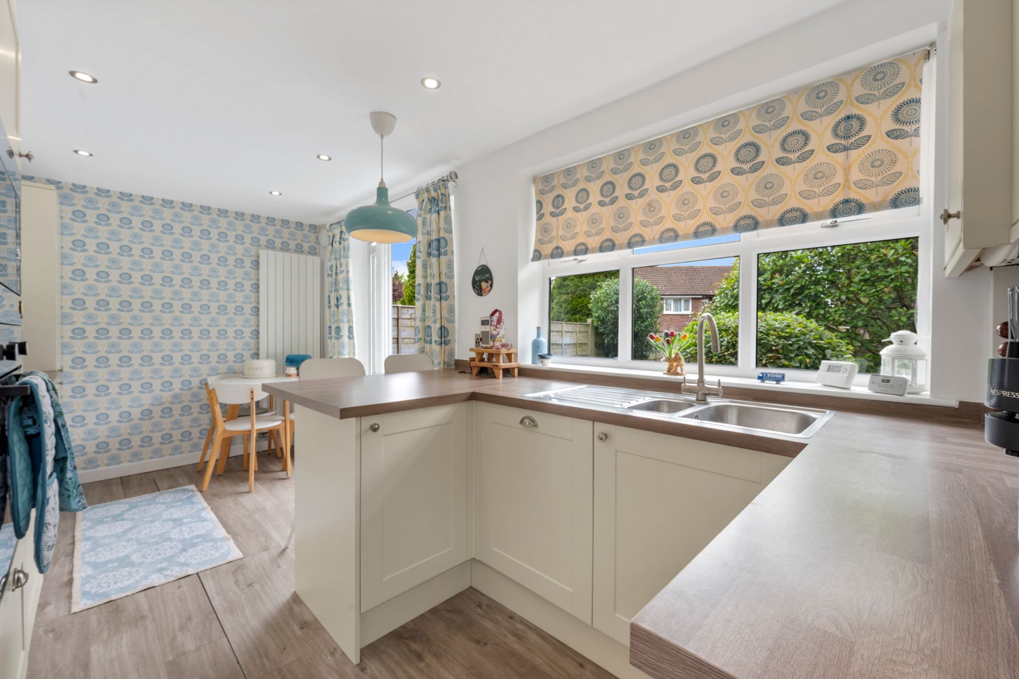 Delafield Close, Fearnhead, WA2
