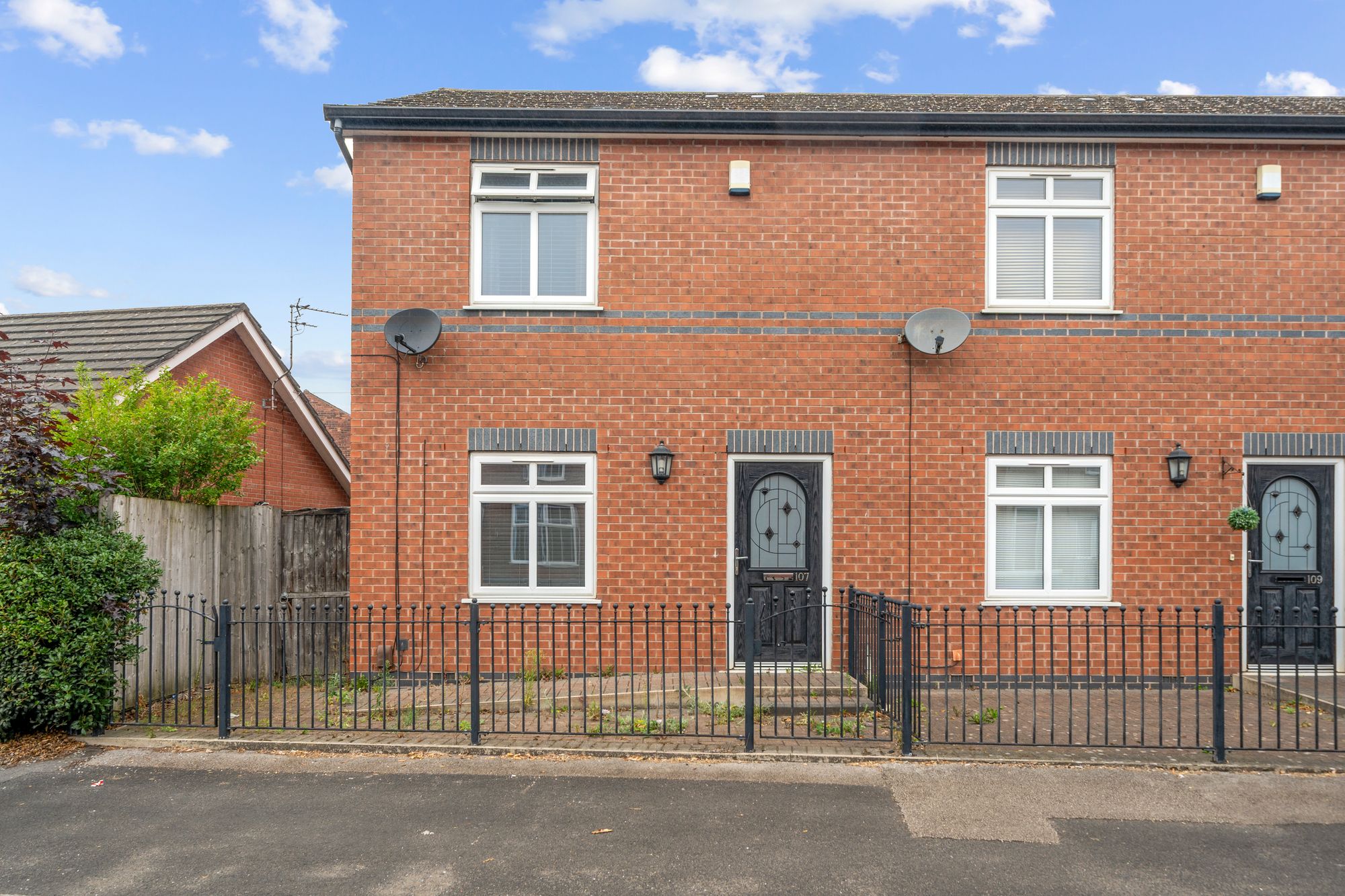 Manchester Road, Leigh, WN7