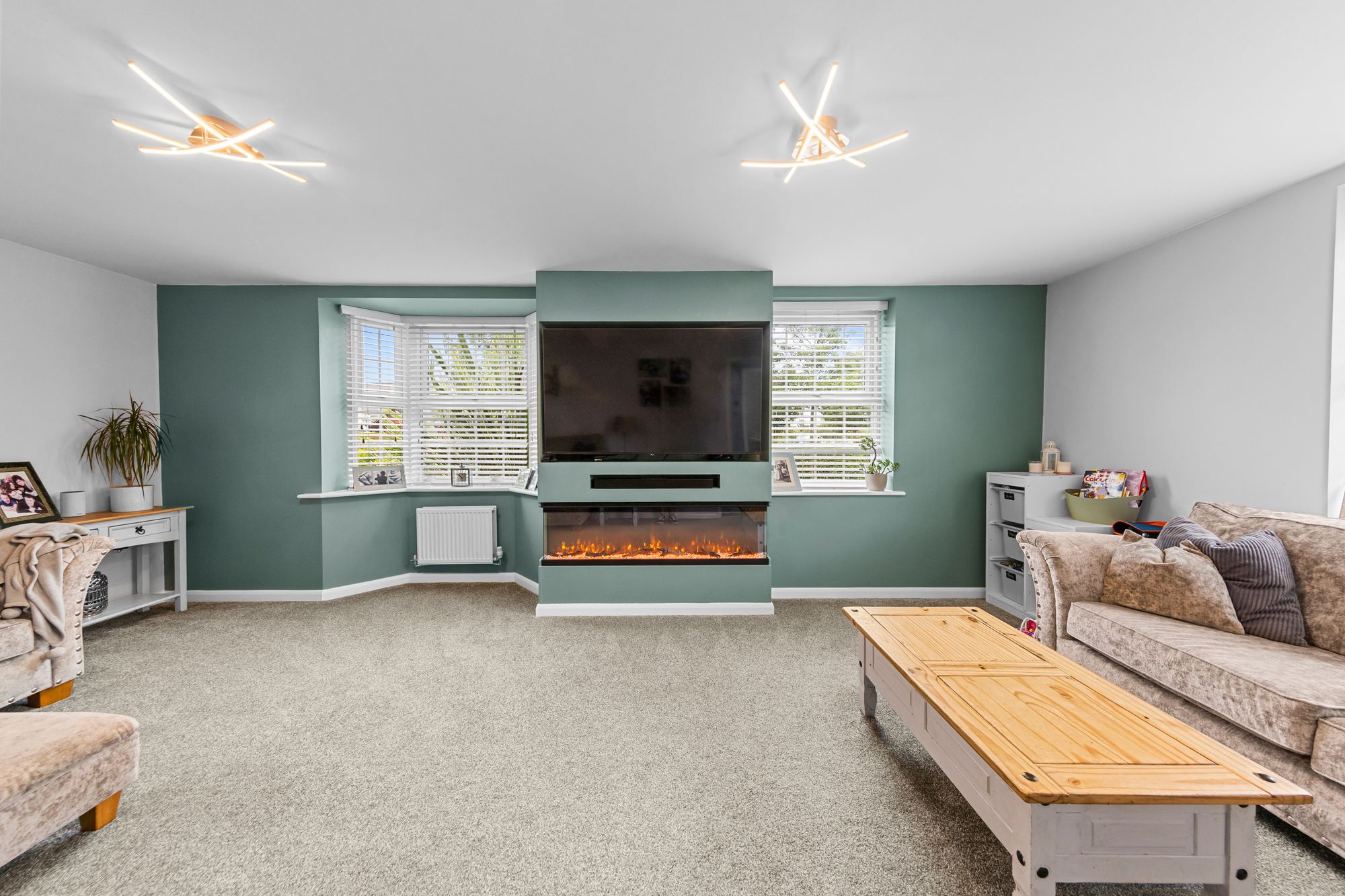Newark Drive, Great Sankey, WA5