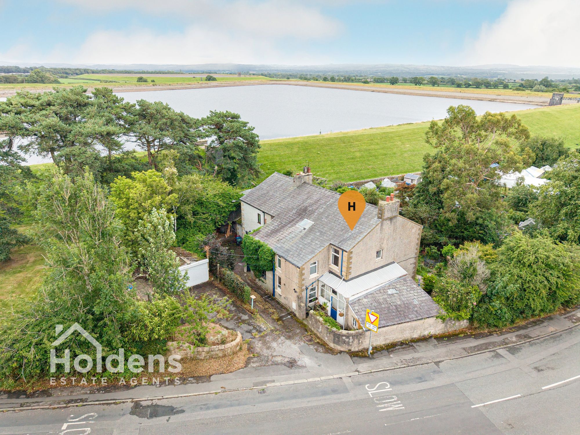 Chapel Hill, Longridge, PR3