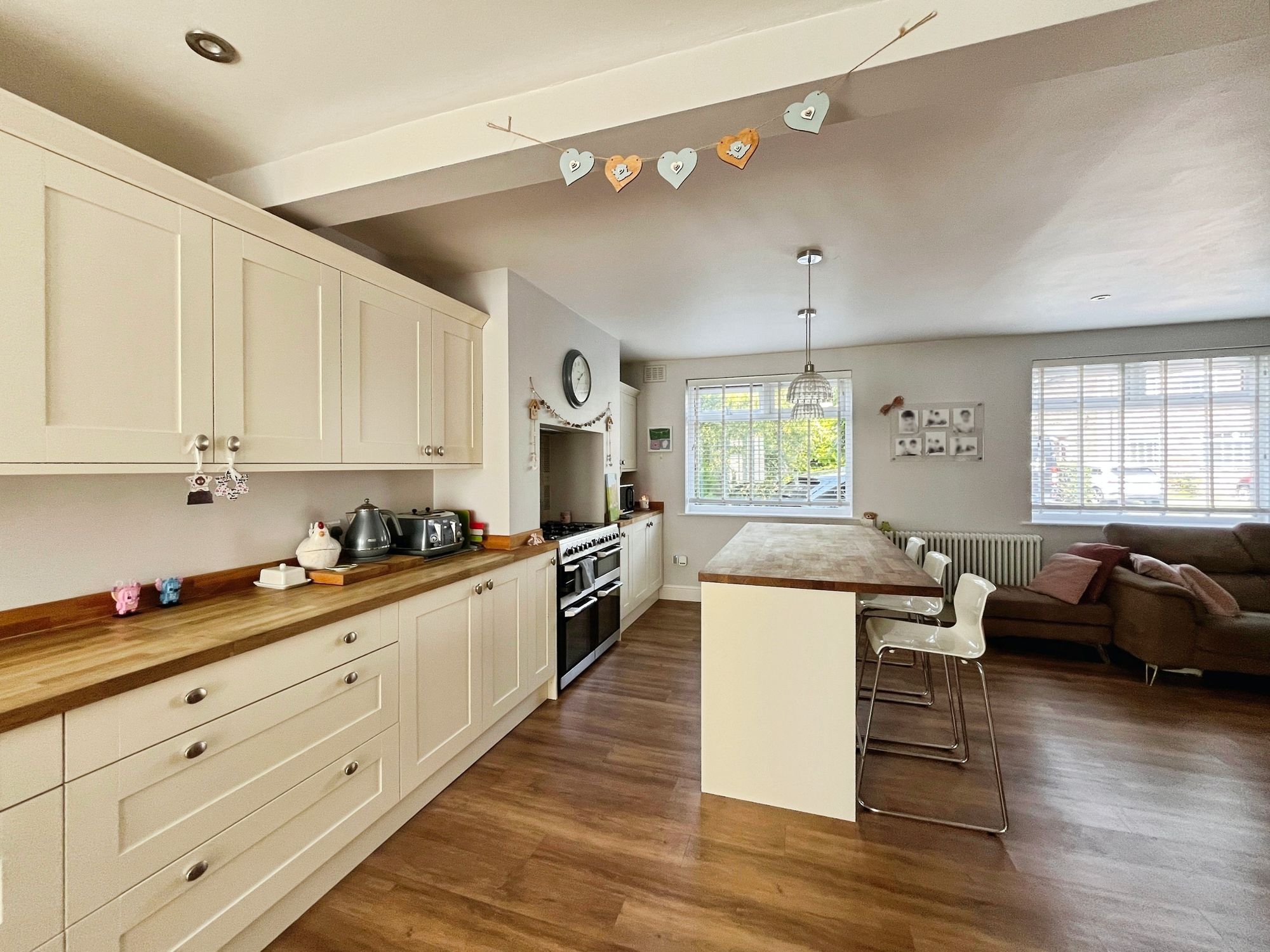 Oak Street, Croft, WA3