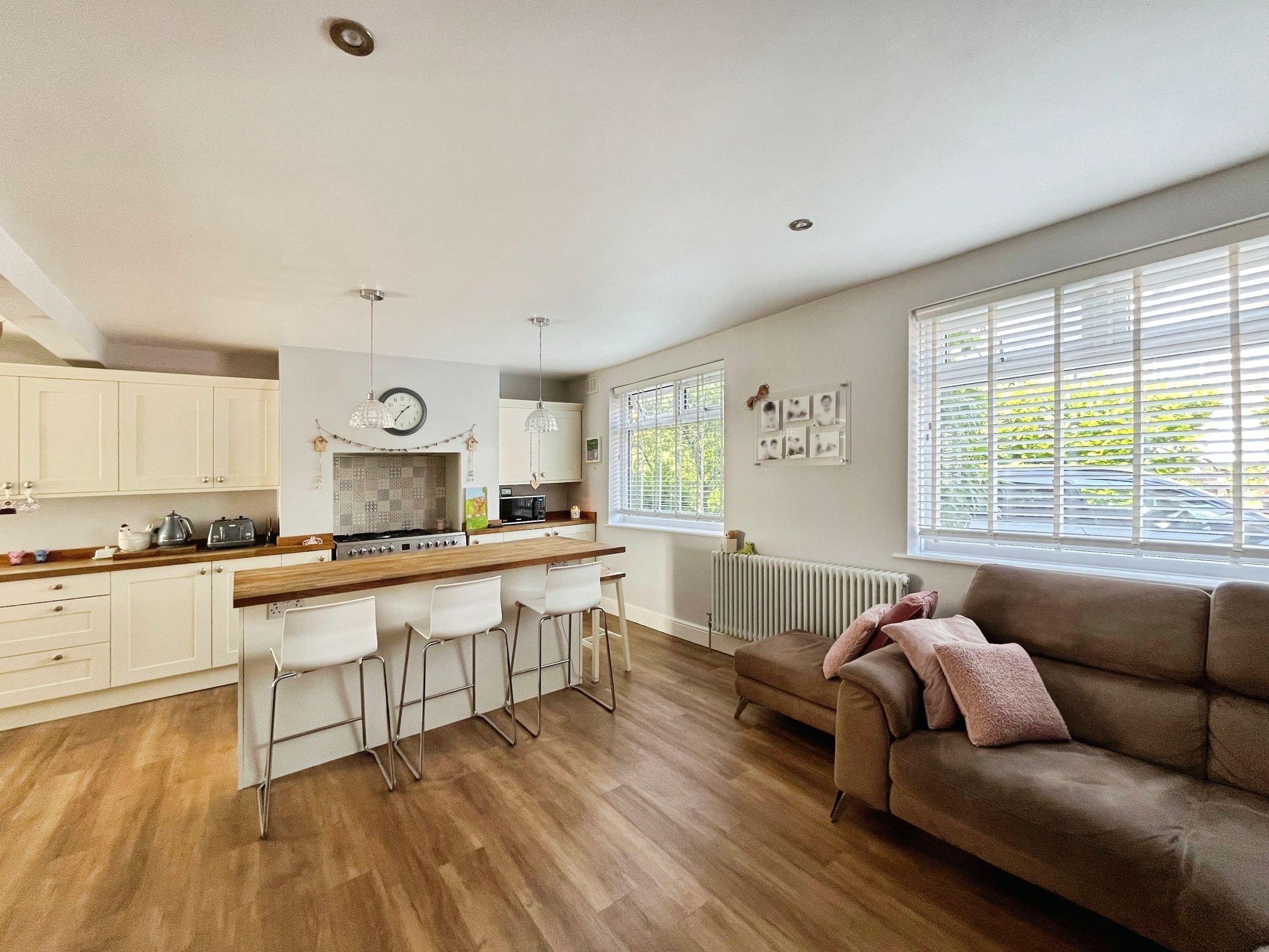 Oak Street, Croft, WA3