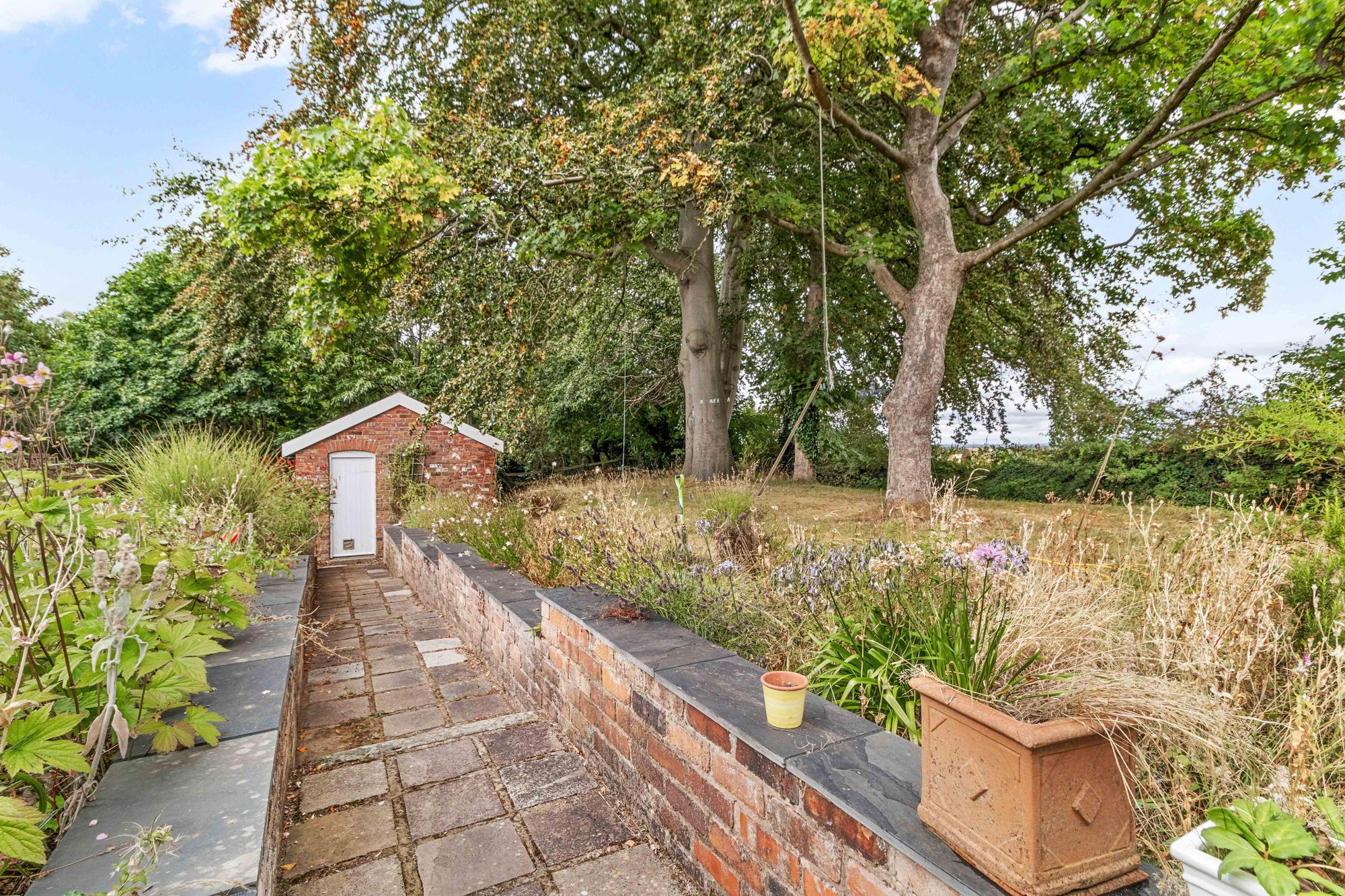Hobb Lane, Daresbury, WA4