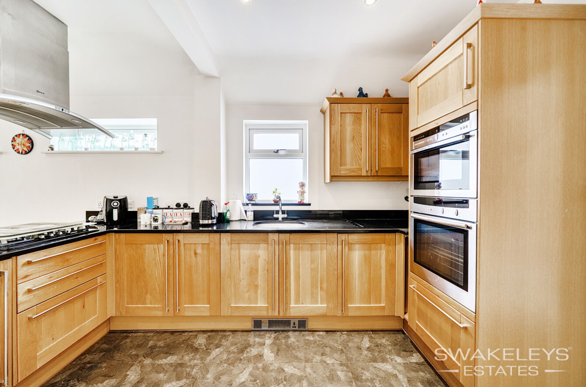 Interior photo 3 of Derwent Avenue