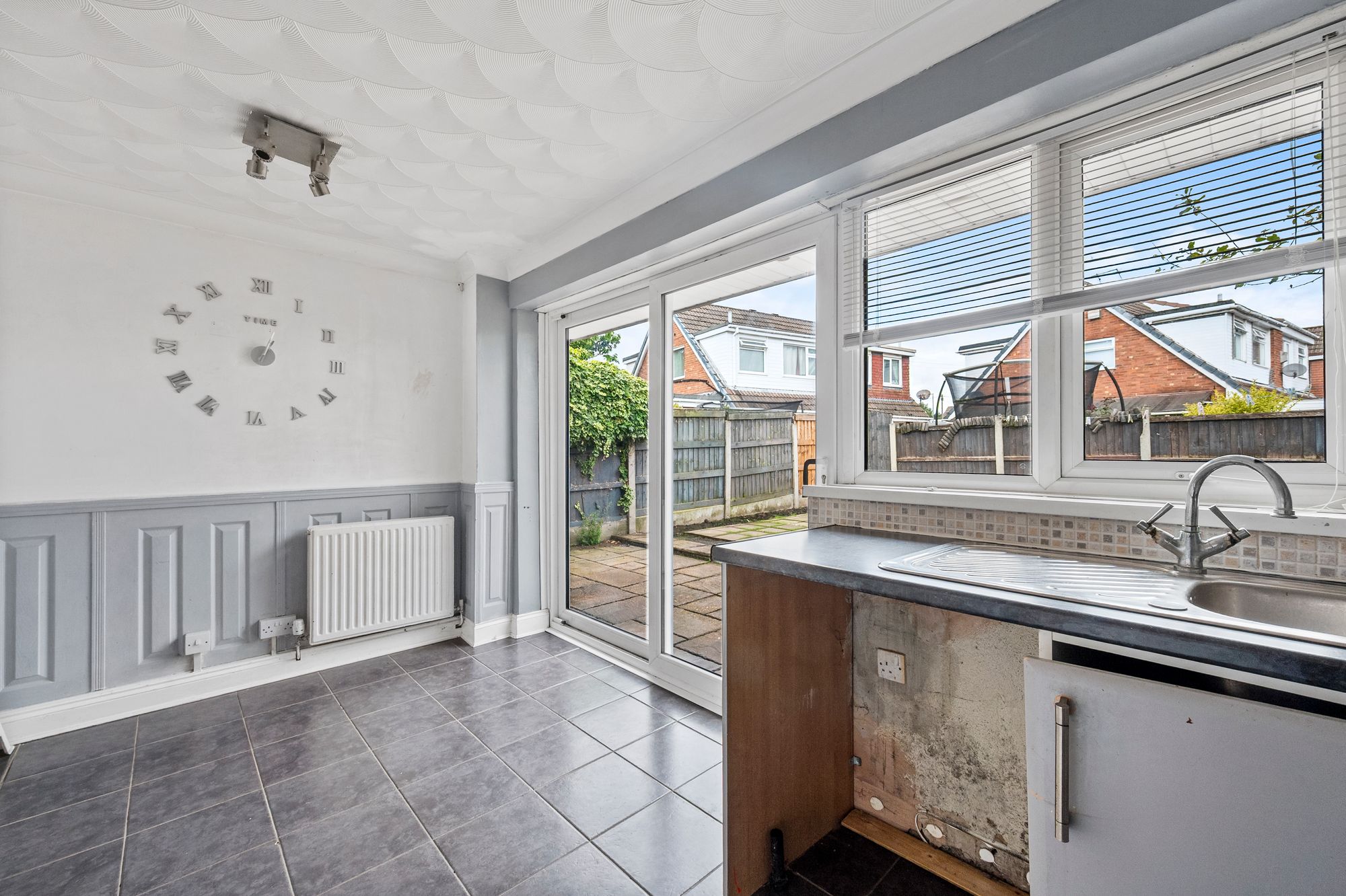 Chestnut Avenue, Haydock, WA11
