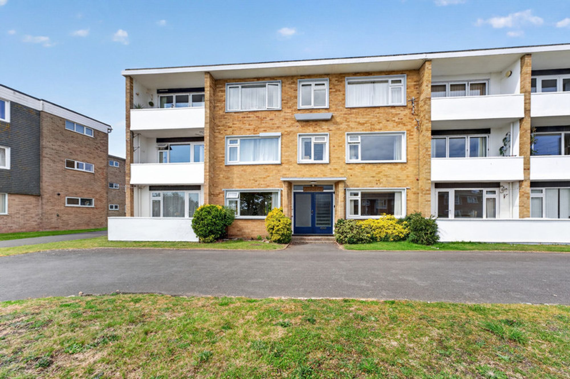 Waterford Road, Highcliffe, BH23