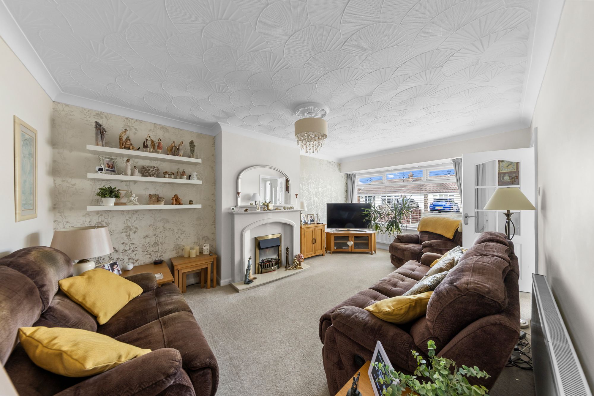 Winfrith Road, Fearnhead, WA2