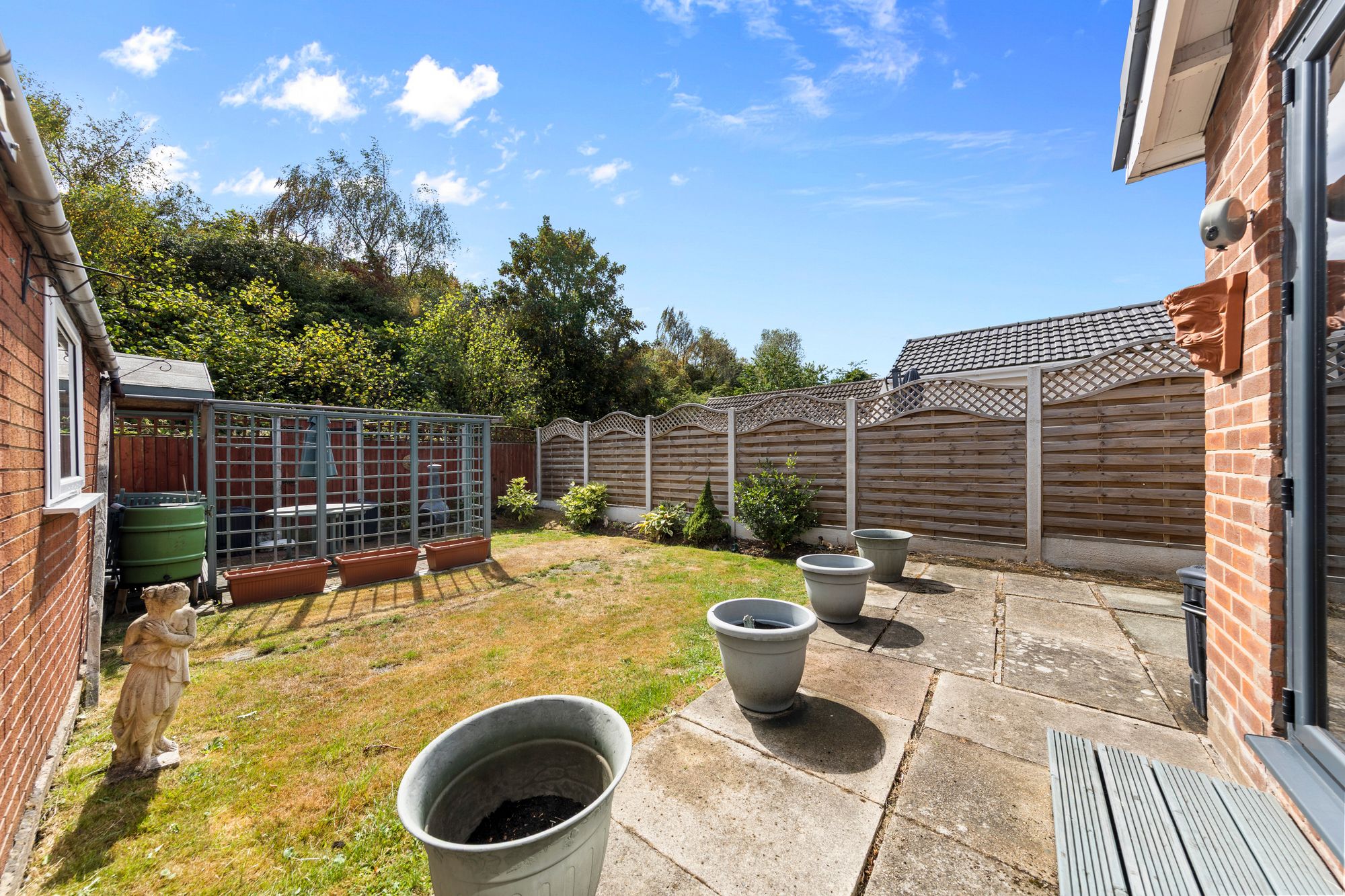 Winfrith Road, Fearnhead, WA2