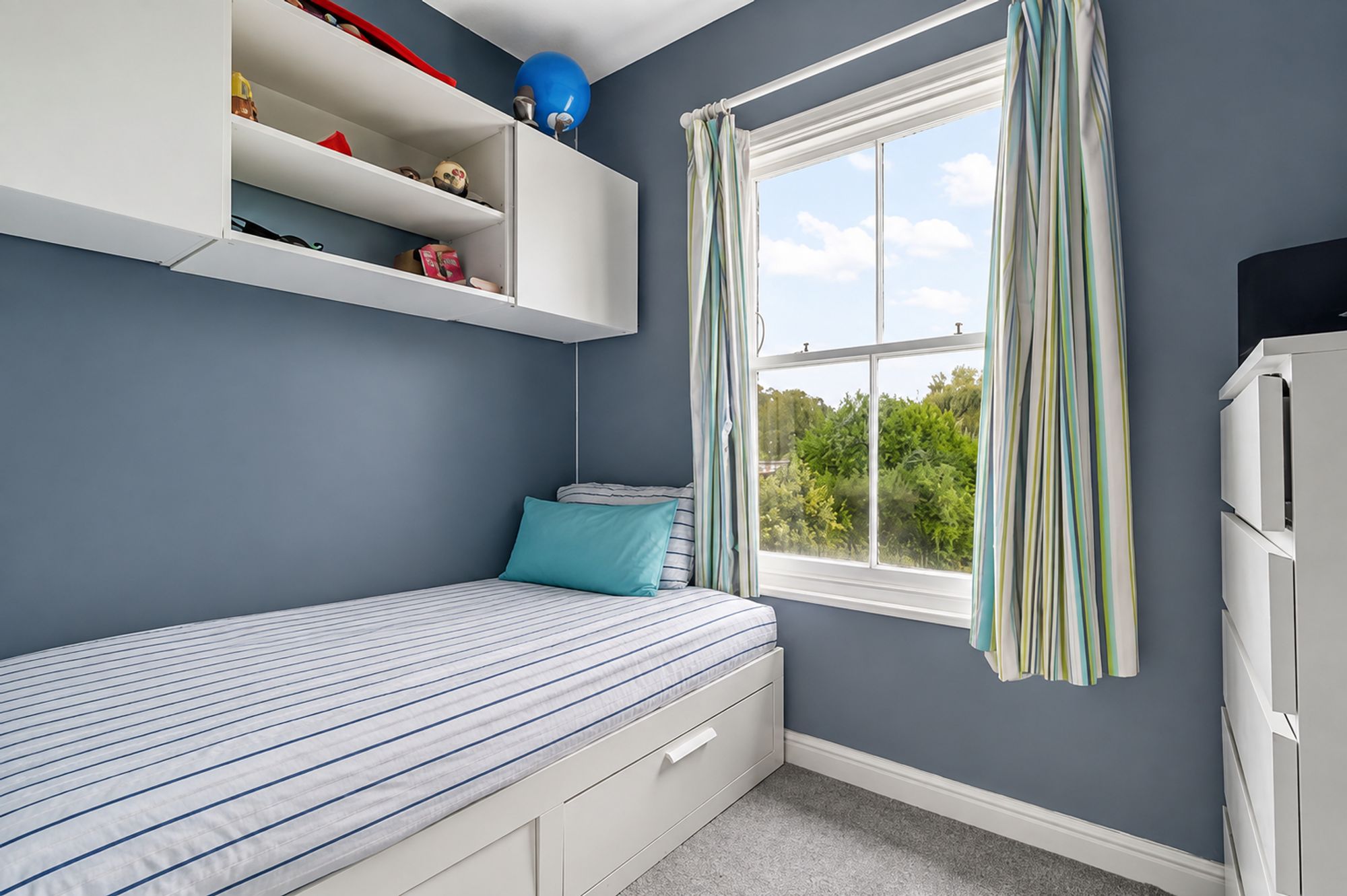 Hobb Lane, Daresbury, WA4