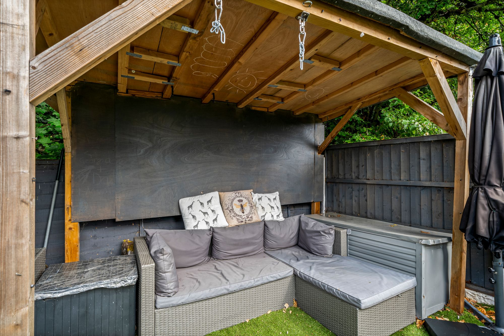 Rogerton Close, Leigh, WN7