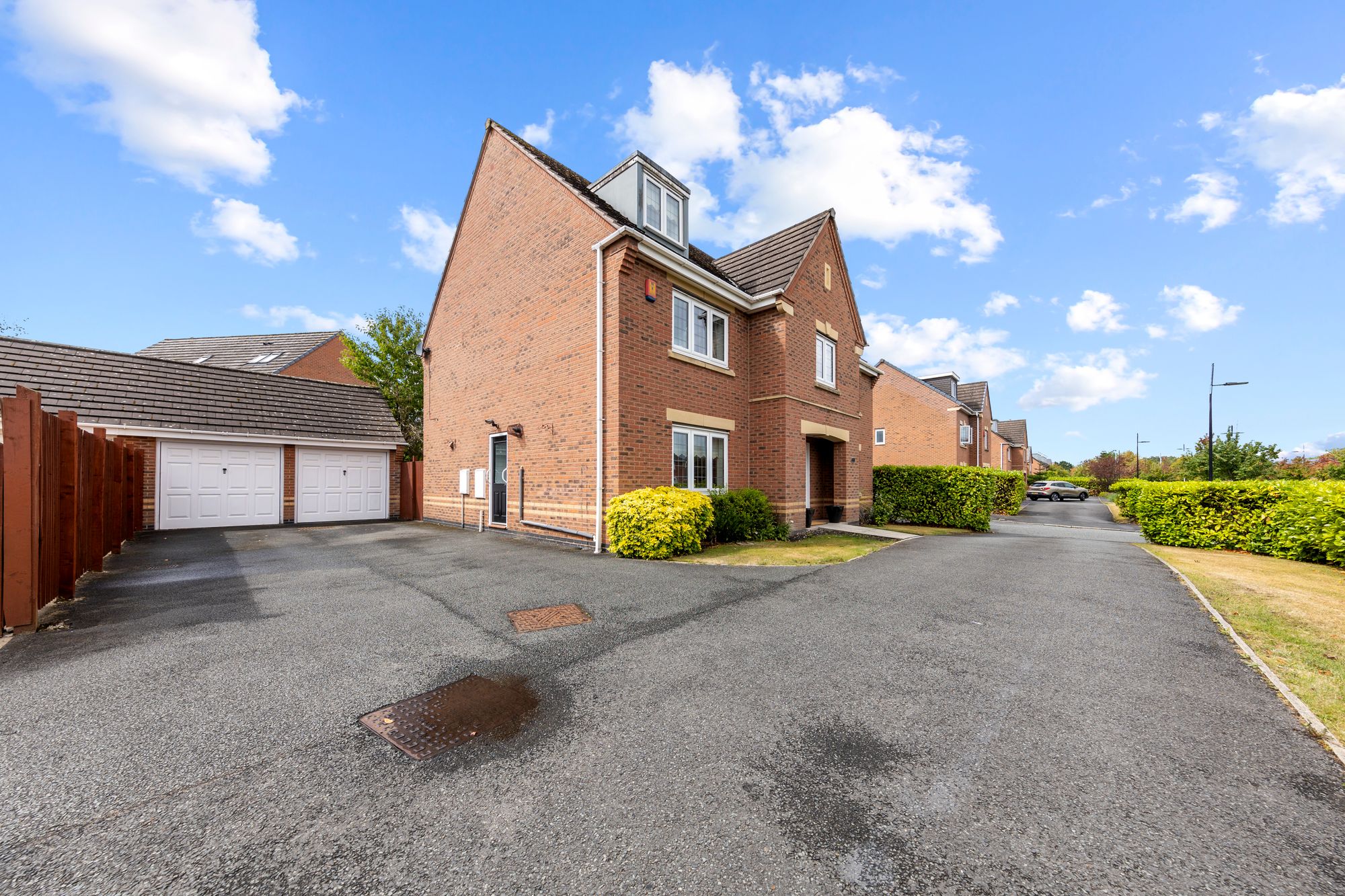 Arizona Crescent, Great Sankey, WA5